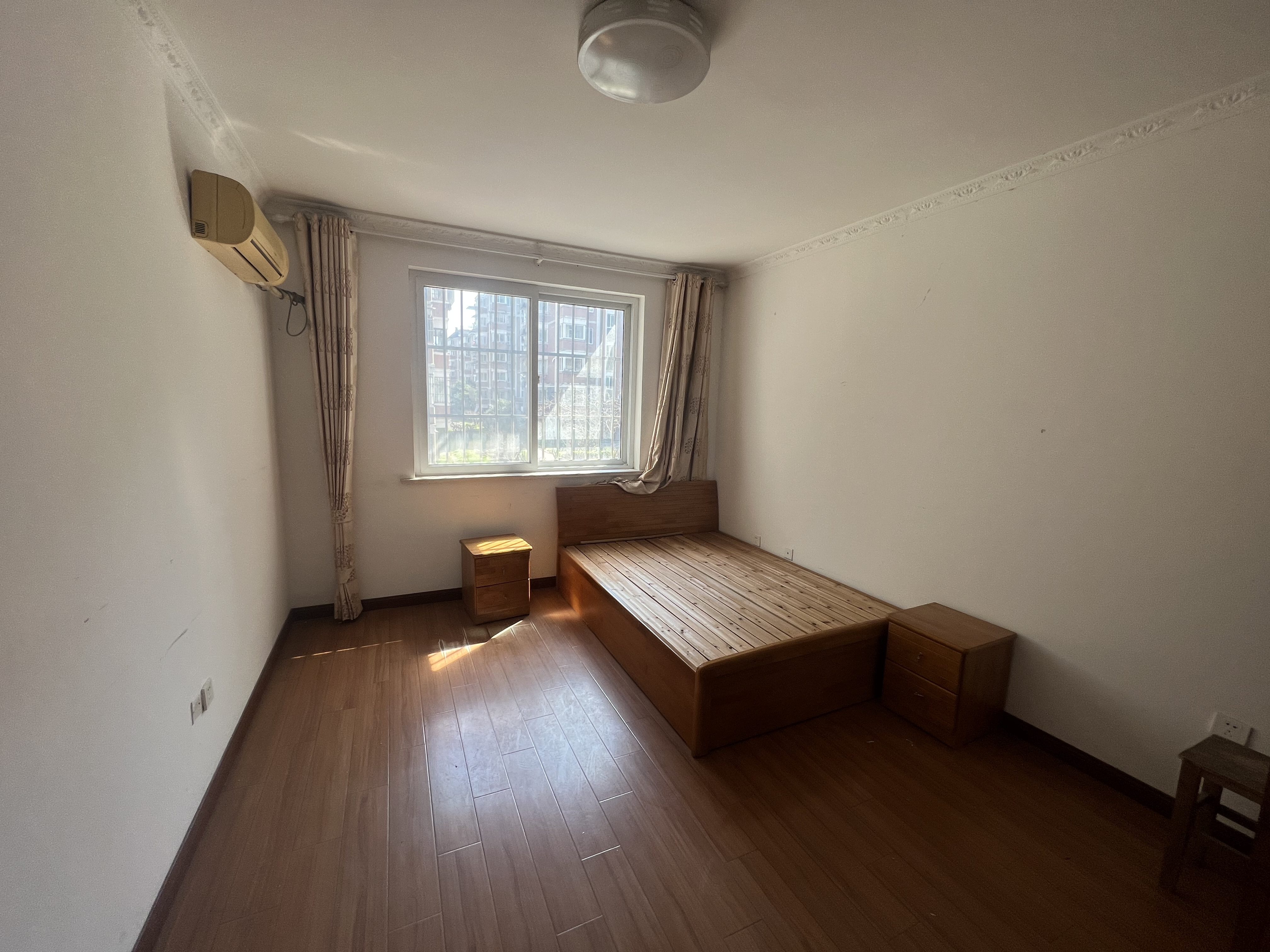 五山新苑 3室2厅1卫 132m&sup2;