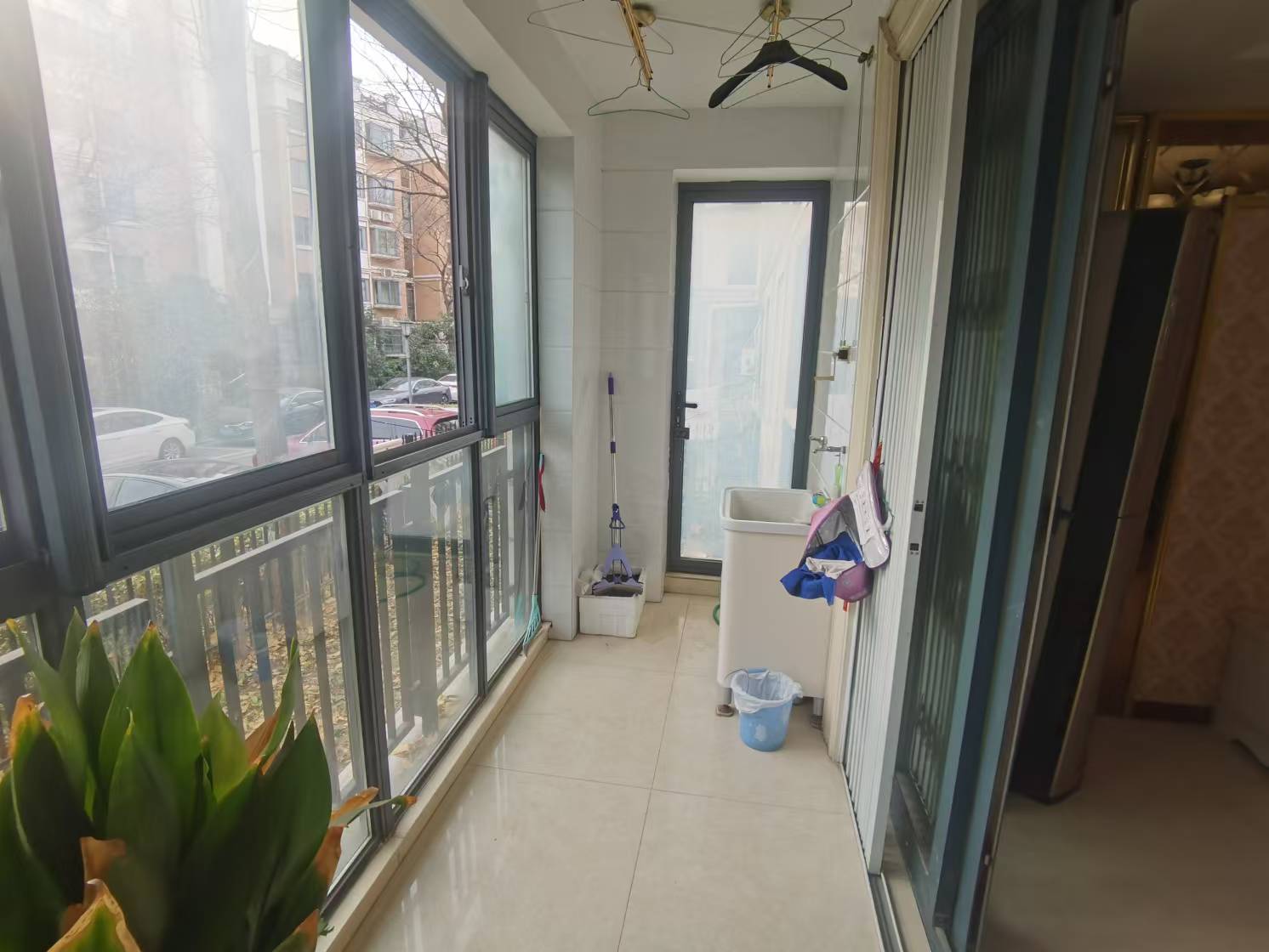 金水湾花园 3室2厅2卫 144m&sup2;