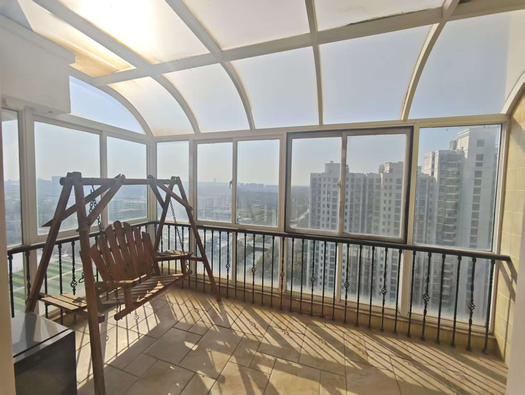 中南世纪城北区 4室2厅2卫 180.98m²