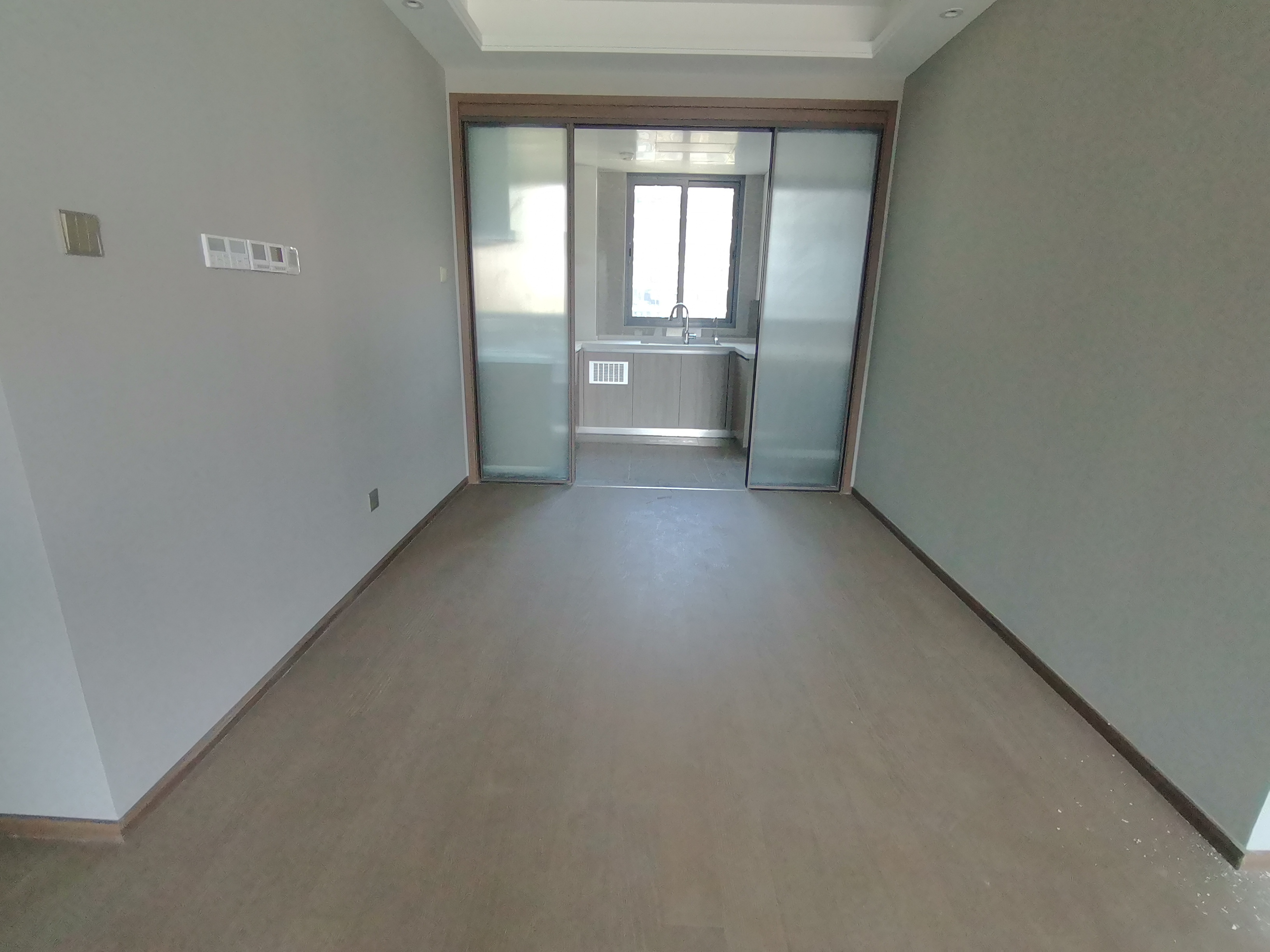 长泰滨河国际 3室2厅2卫 128m²