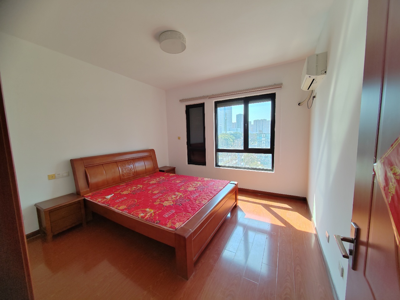南通橡树湾 4室2厅2卫 169m²
