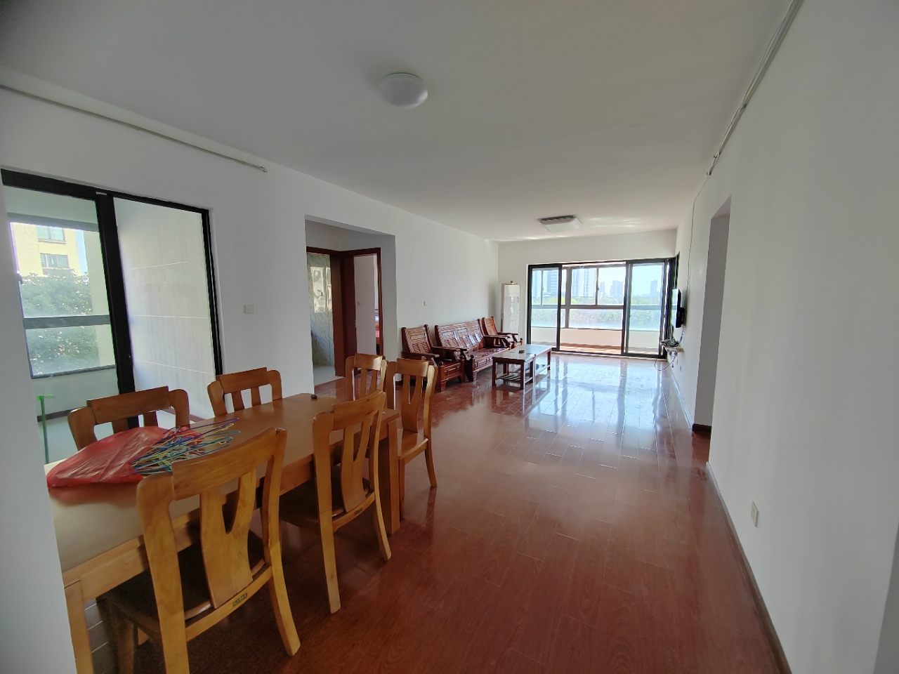 南通橡树湾 4室2厅2卫 169m²