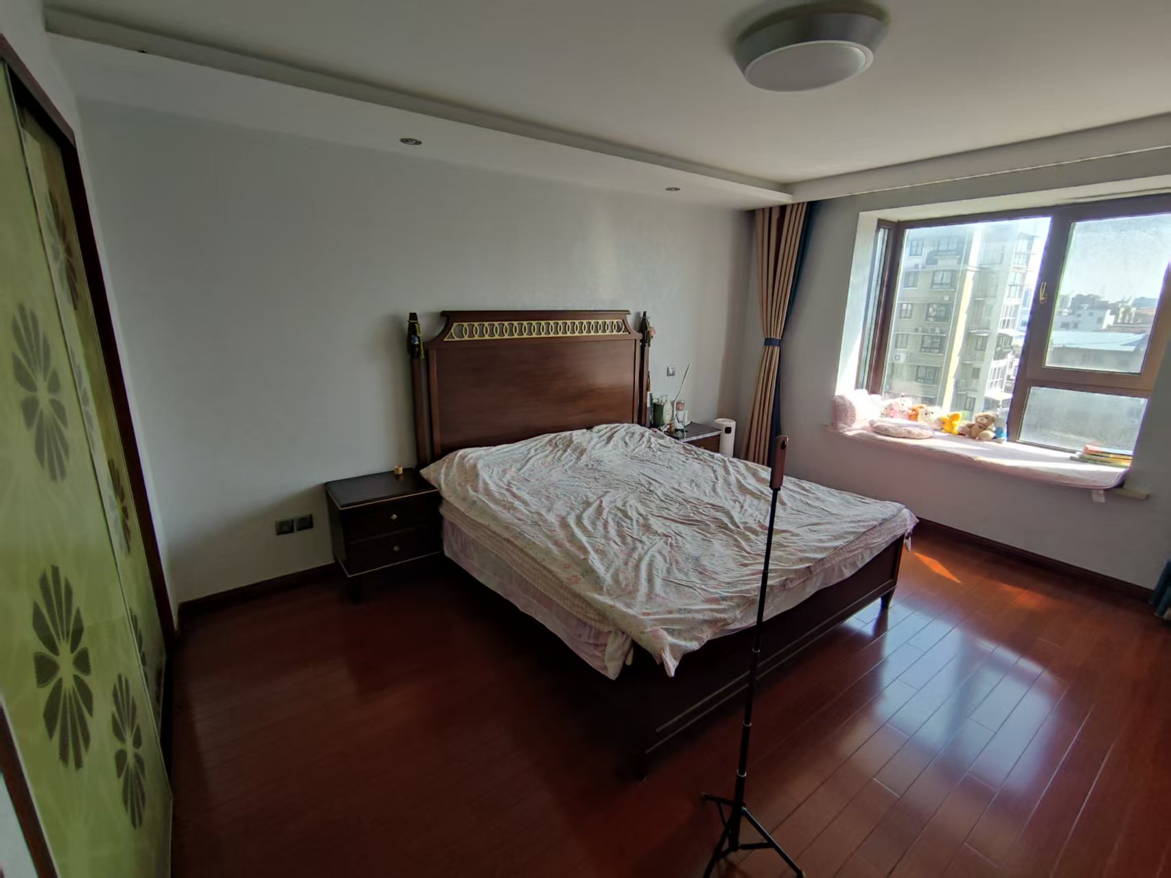 都市华城 3室2厅1卫 141.11m&sup2;