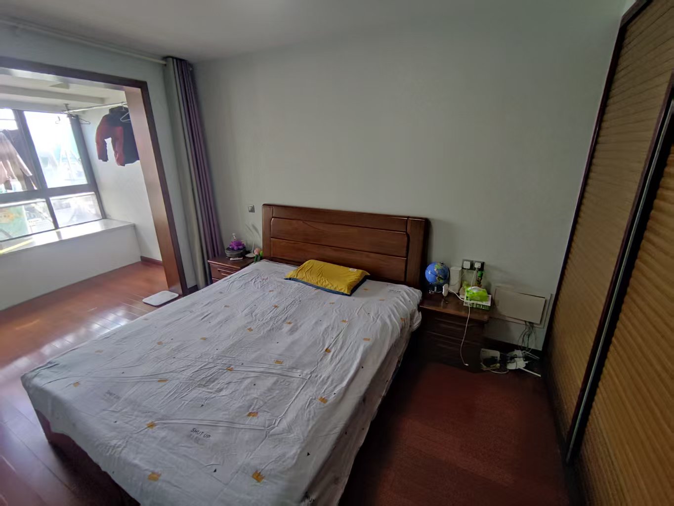 都市华城 3室2厅1卫 141.11m&sup2;