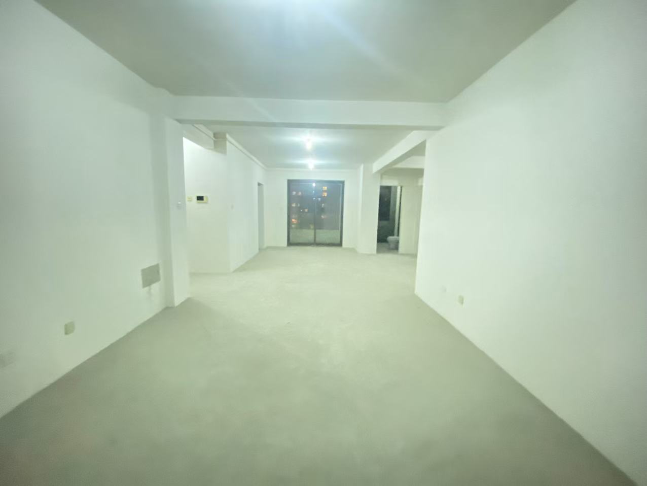 万濠星城 4室2厅2卫 166m²