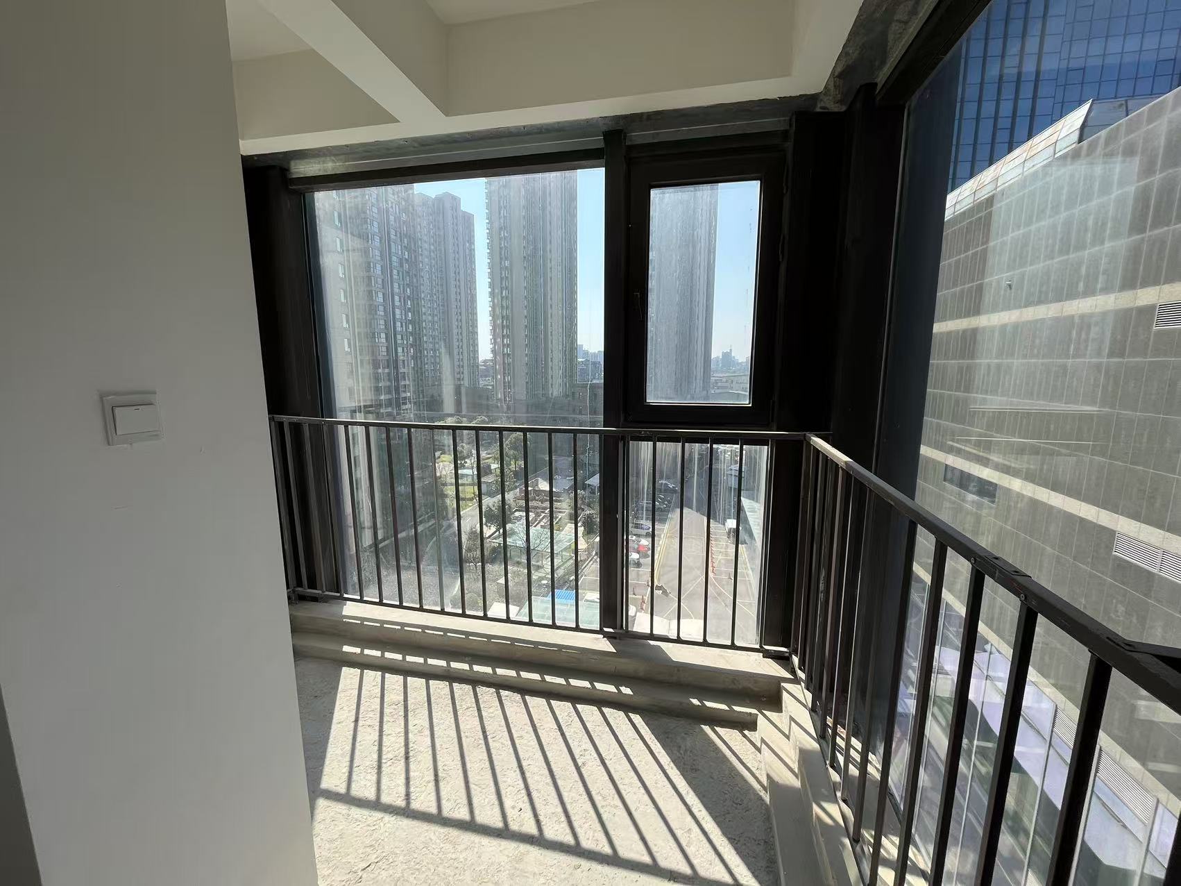 南山湖一号 3室2厅1卫 122.00m²