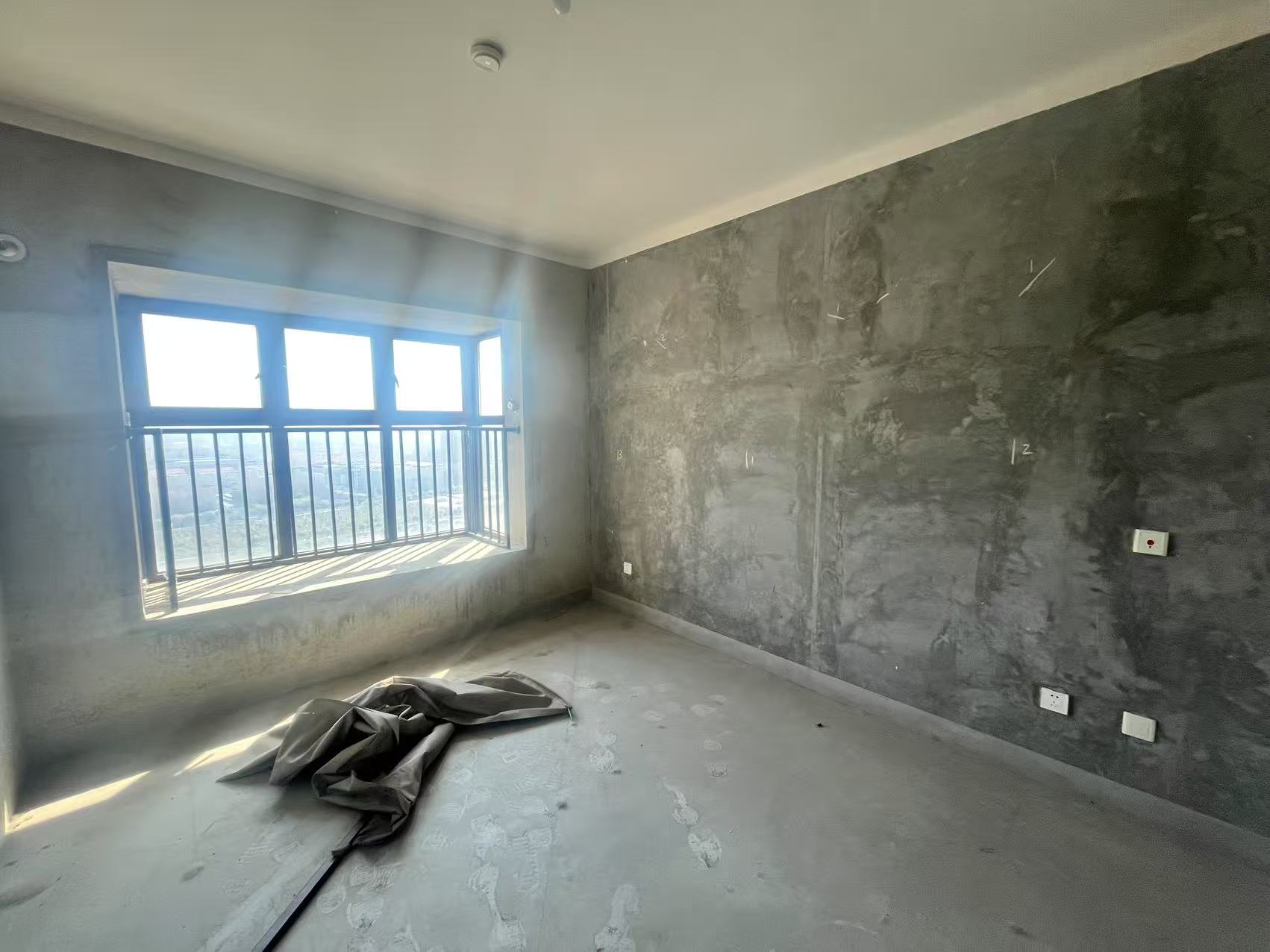 华强城四期 3室2厅1卫 106.32m&sup2;