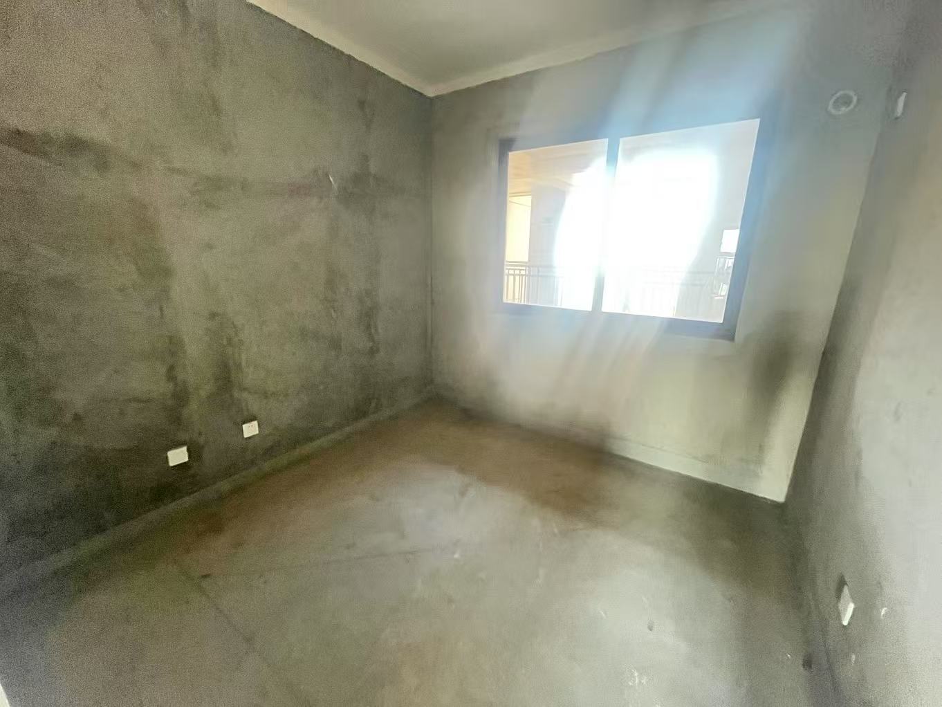 华强城四期 3室2厅1卫 106.32m&sup2;