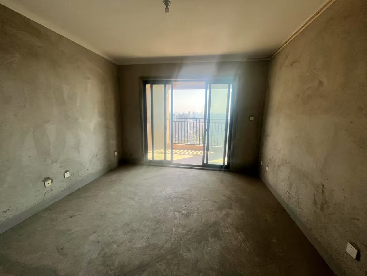 华强城四期 3室2厅1卫 106.32m&sup2;