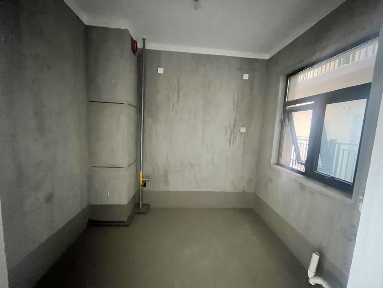 华强城四期 3室2厅1卫 106.32m&sup2;
