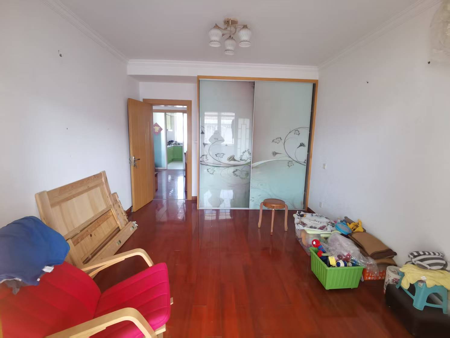光明南村 3室1厅1卫 96.18m&sup2;