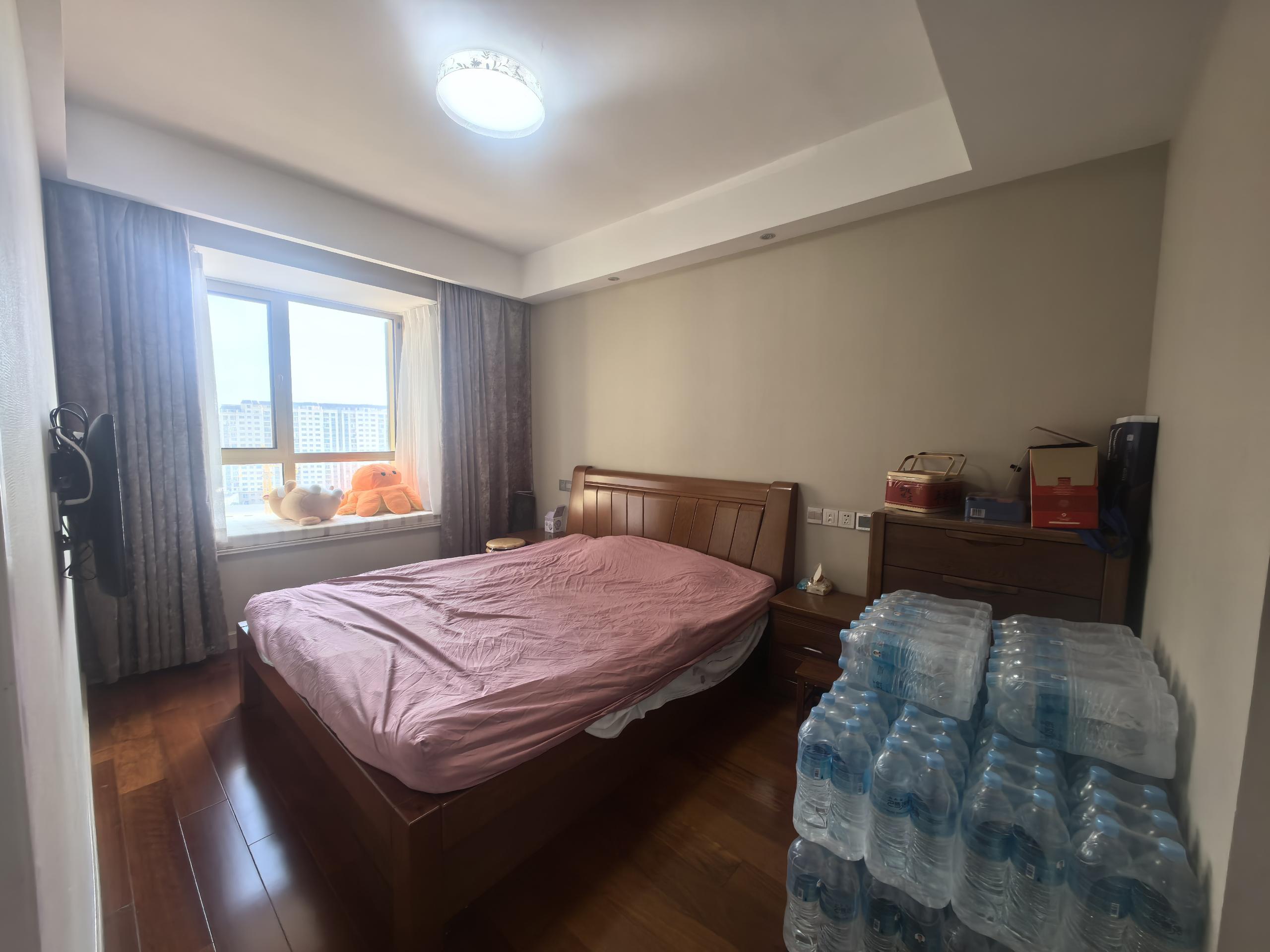 尚海湾 3室2厅2卫 135.97m&sup2;