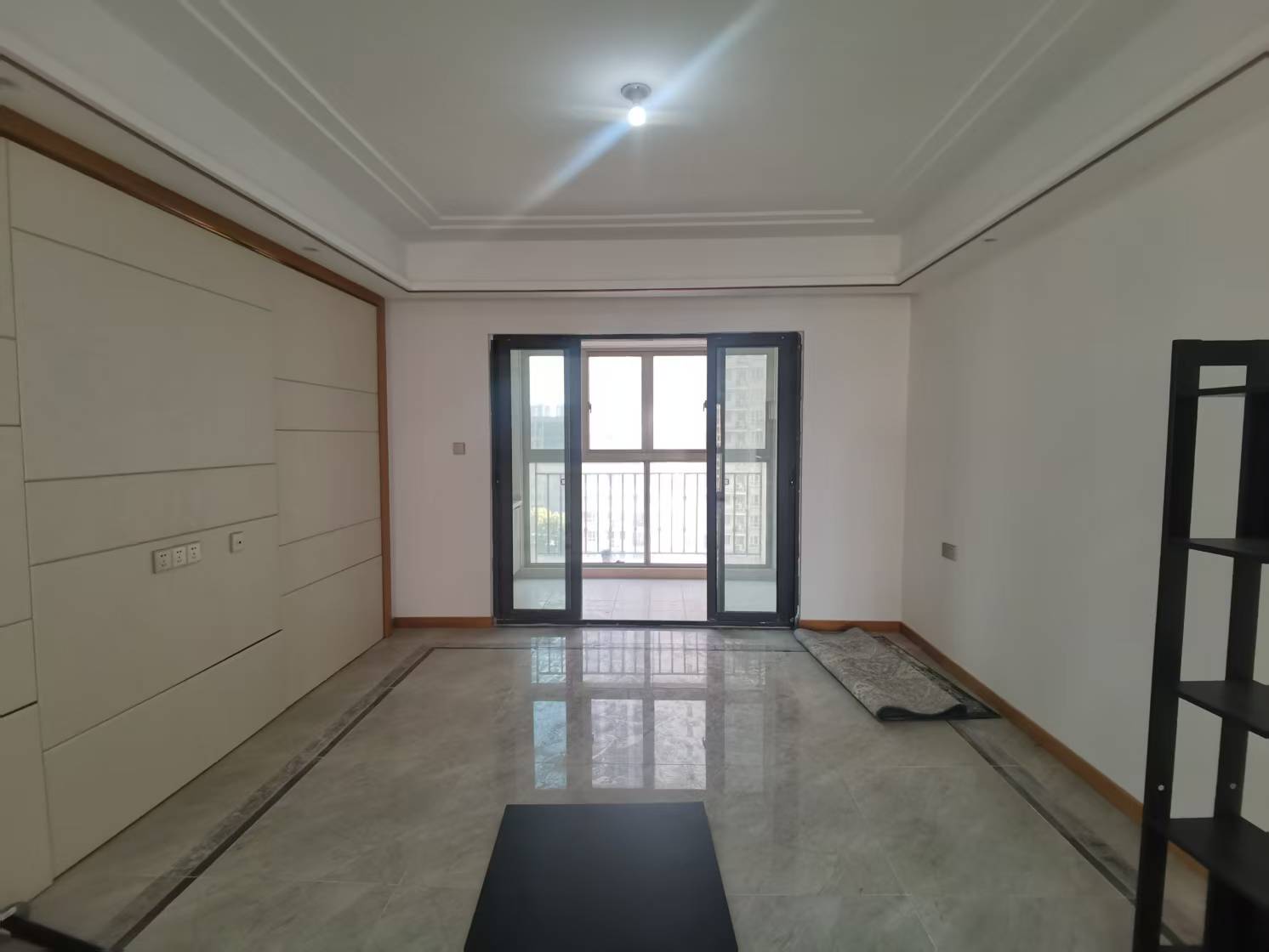 中南世纪花城三期 3室2厅2卫 124.88m²