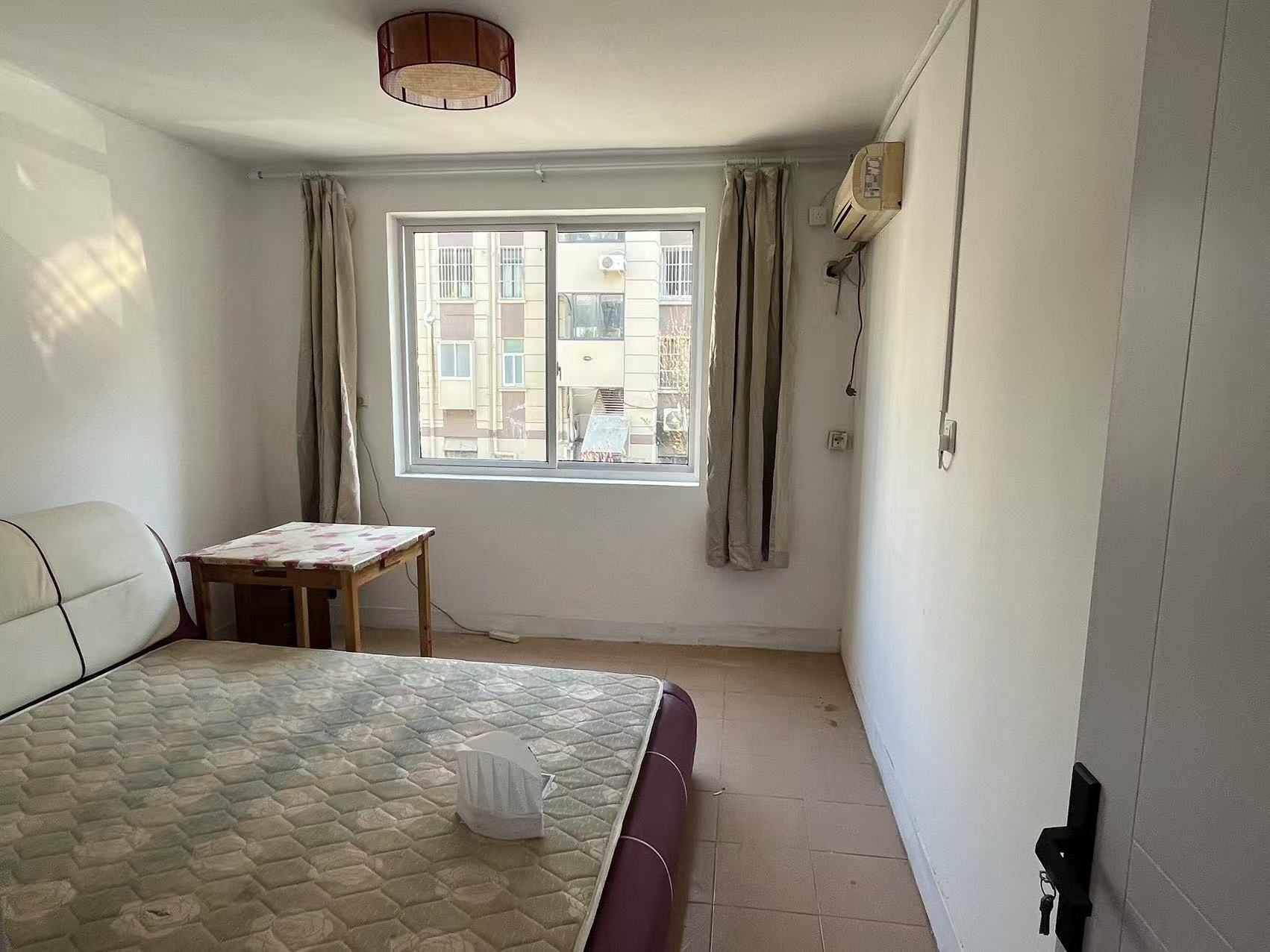 城港新村 2室1厅1卫 60m&sup2;