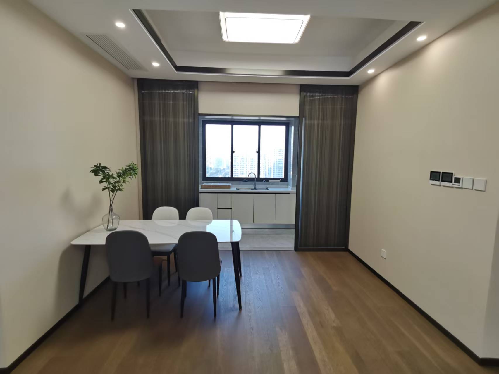 远创东樾 3室2厅2卫 125.00m&sup2;