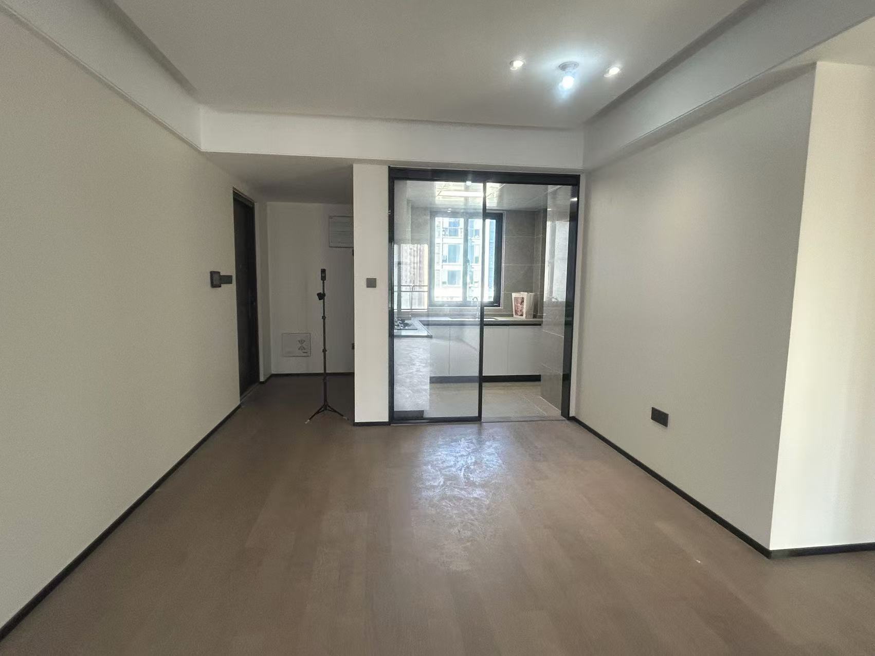 万科翡翠公园 3室2厅2卫 117m&sup2;