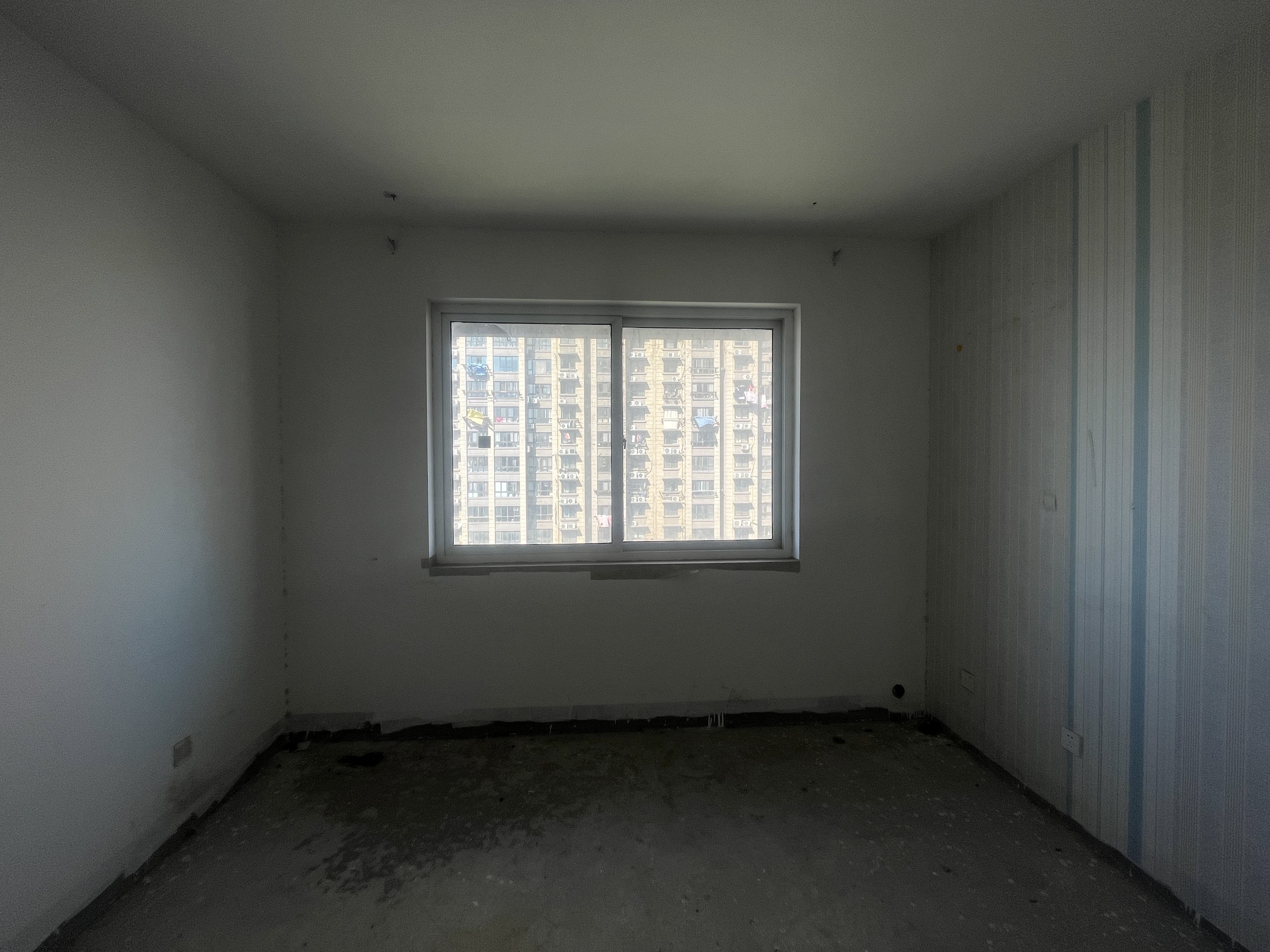 学士府 3室2厅1卫 118.2m²