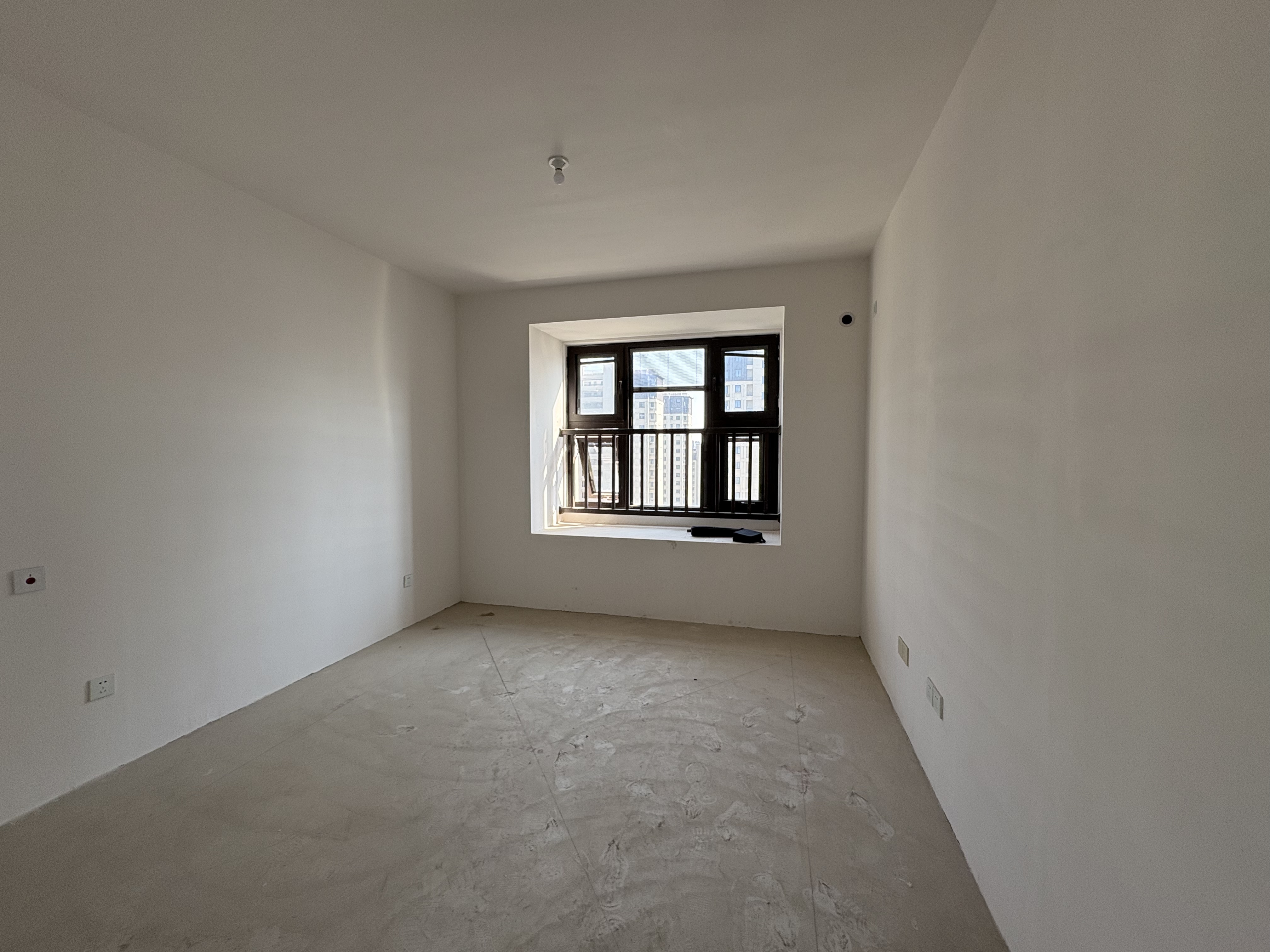 春晓熙岸 3室2厅1卫 110.00m&sup2;