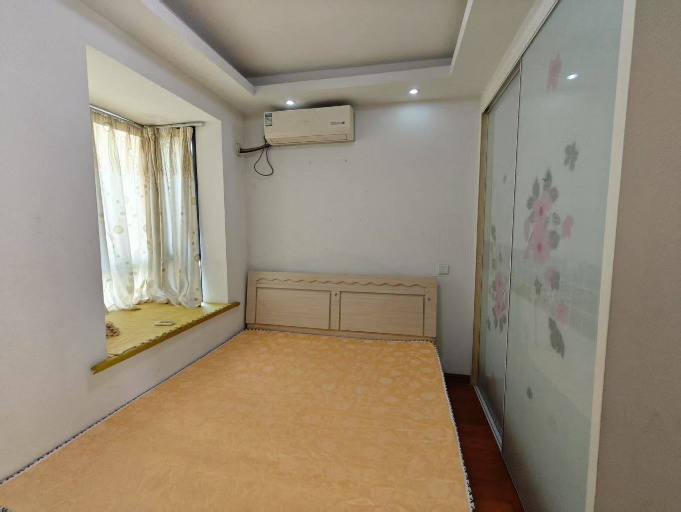 中港城 2室2厅1卫 91.00m²