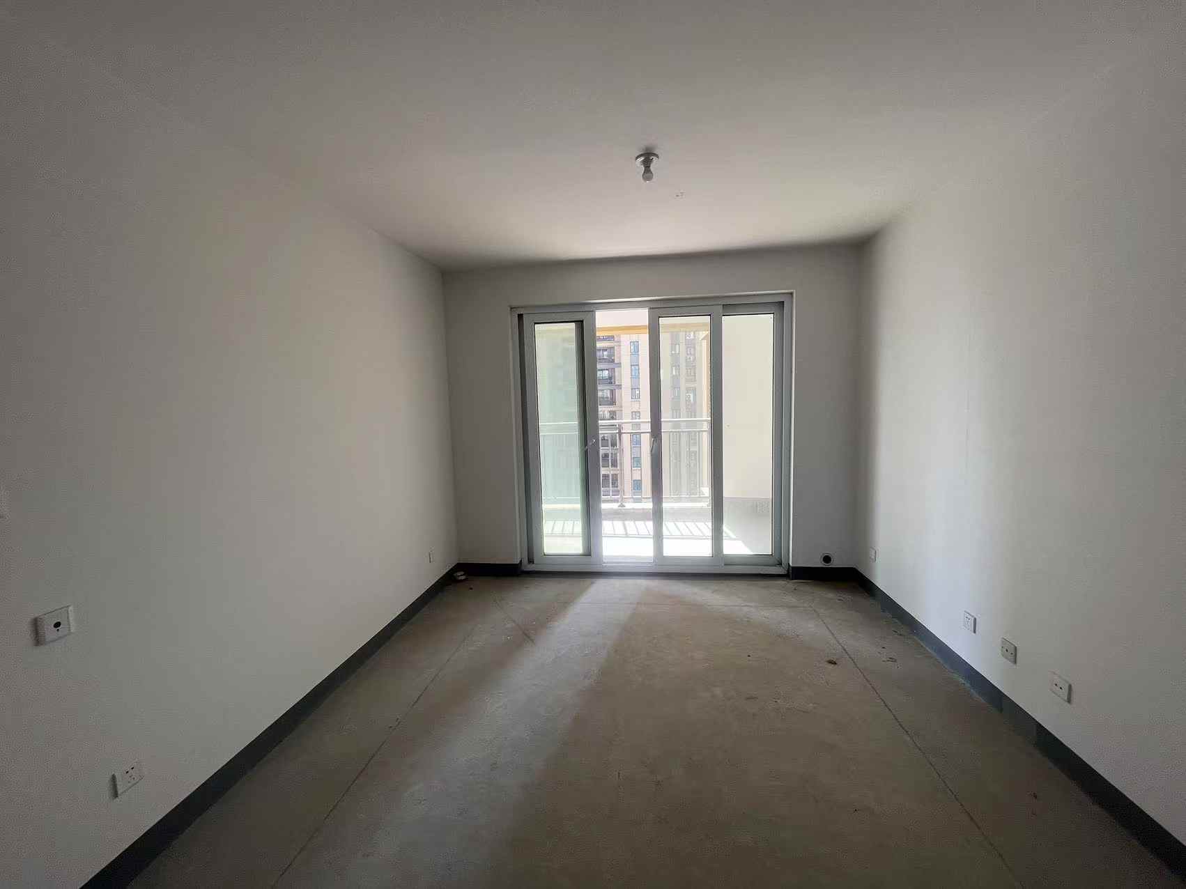 新城香溢紫郡 3室2厅2卫 114.5m&sup2;