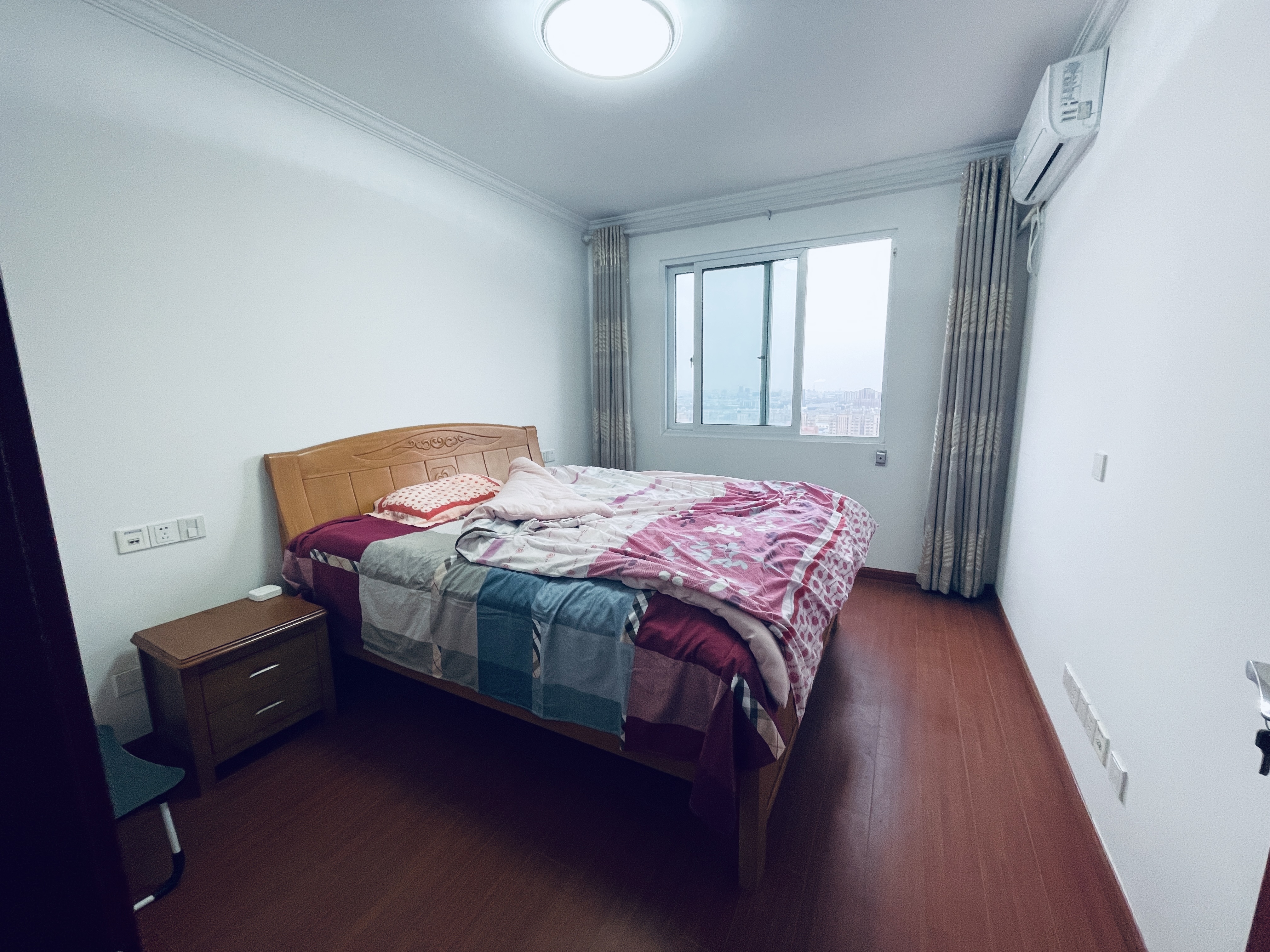 景瑞御府 3室2厅1卫 92m&sup2;