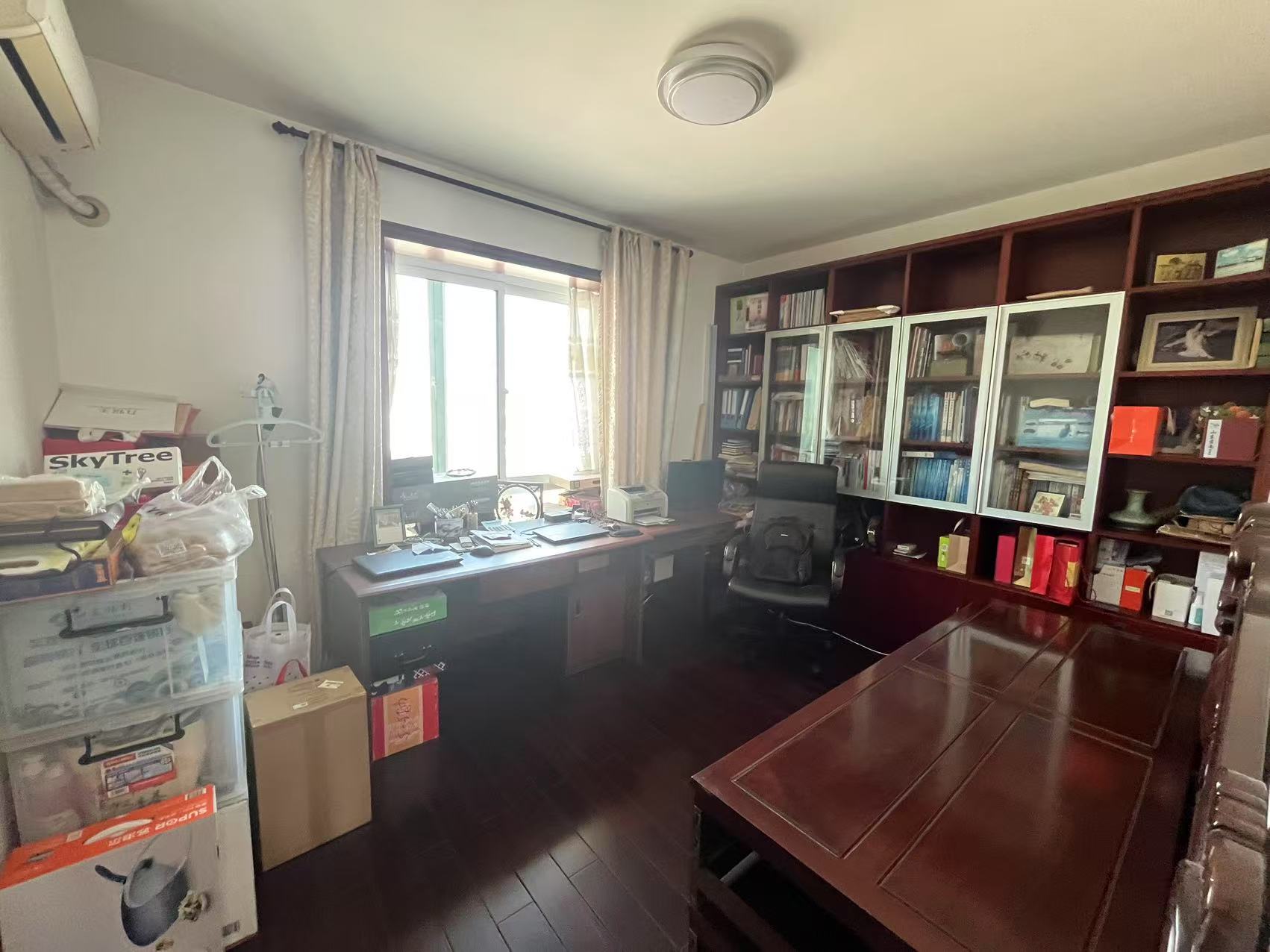 天地华庭 4室2厅1卫 175m²