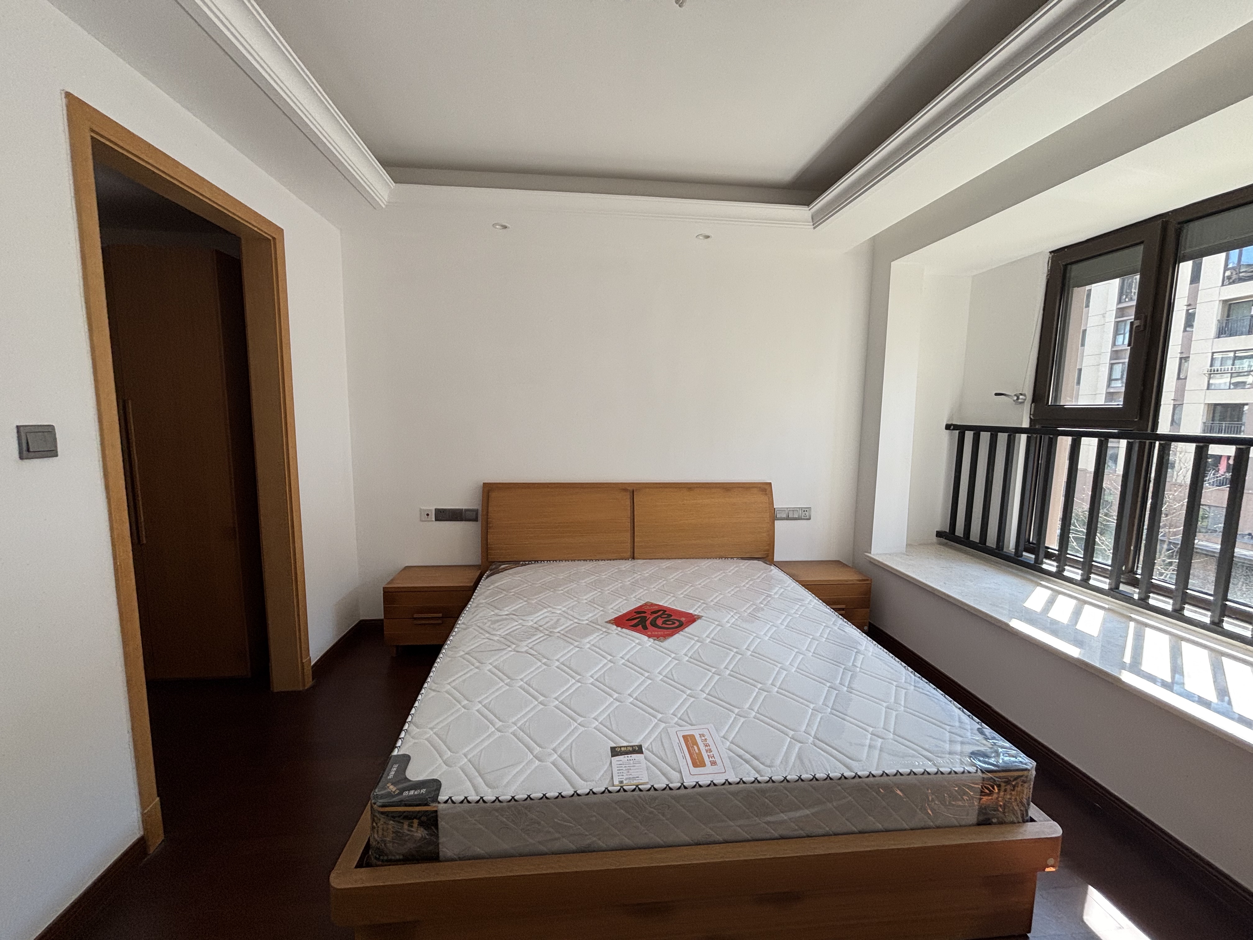 富力院士廷 4室2厅2卫 171m&sup2;