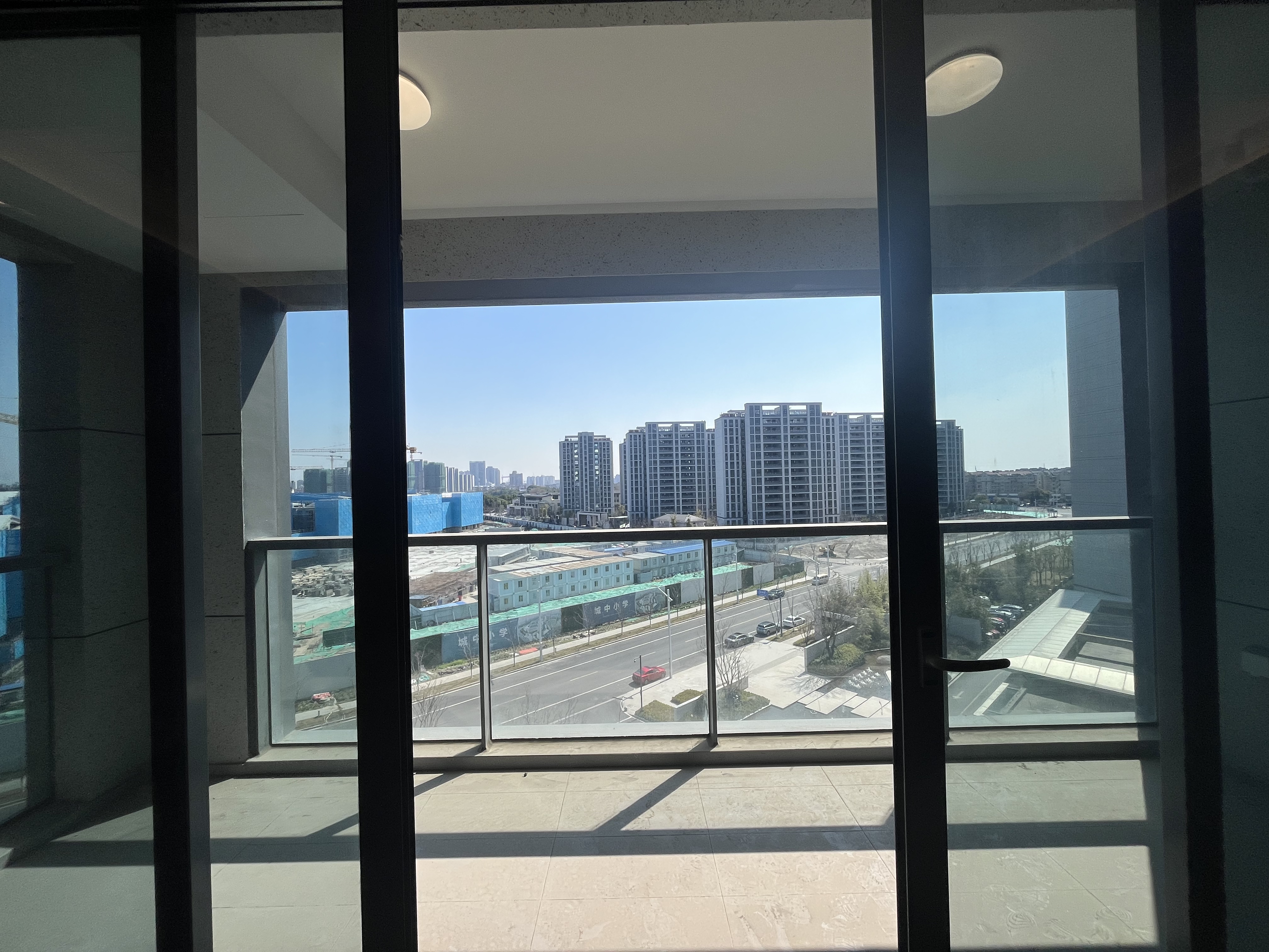 长泰滨河国际 3室2厅2卫 127.77m²