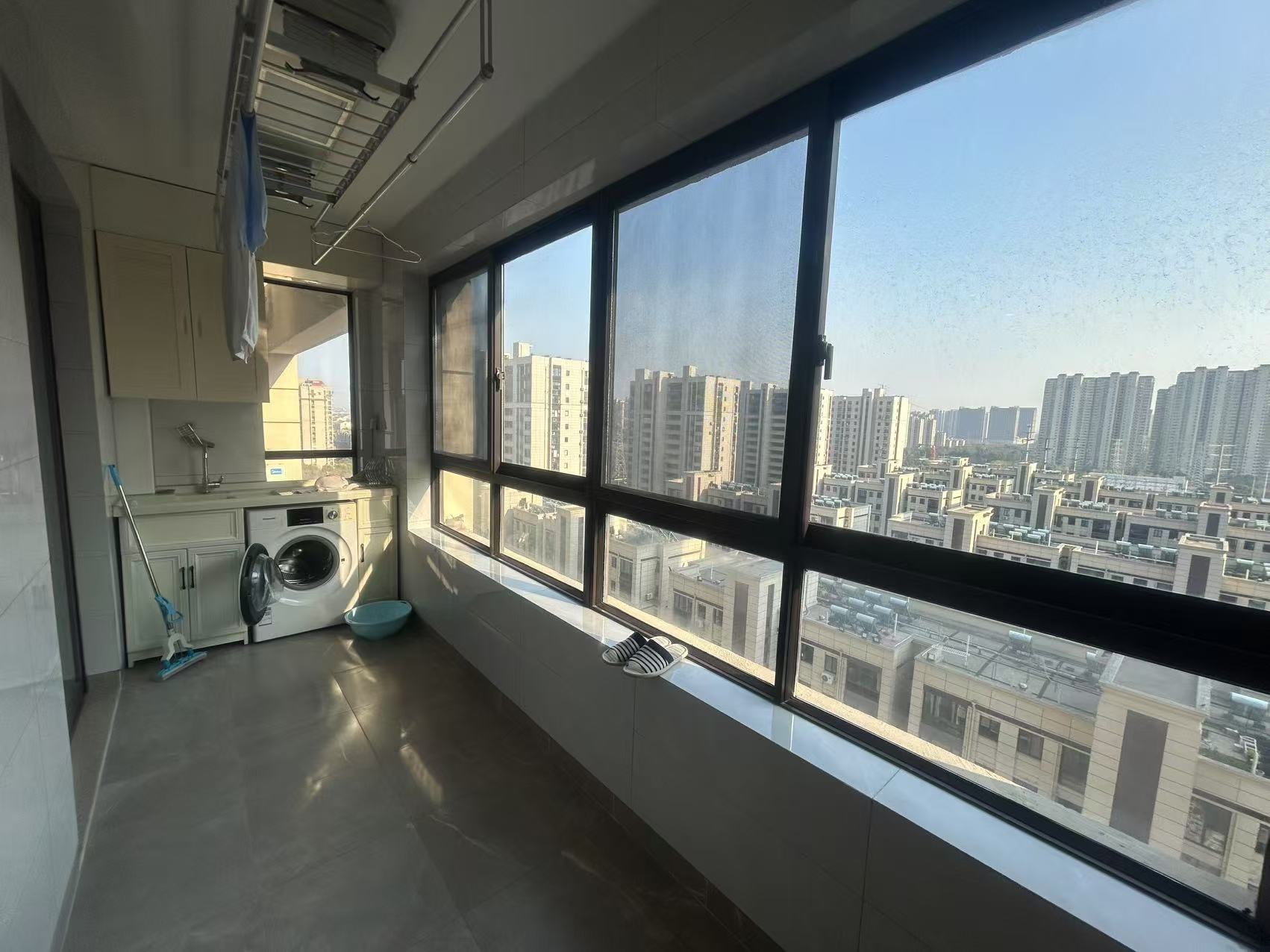 中创大都会 3室2厅1卫 98.77m&sup2;