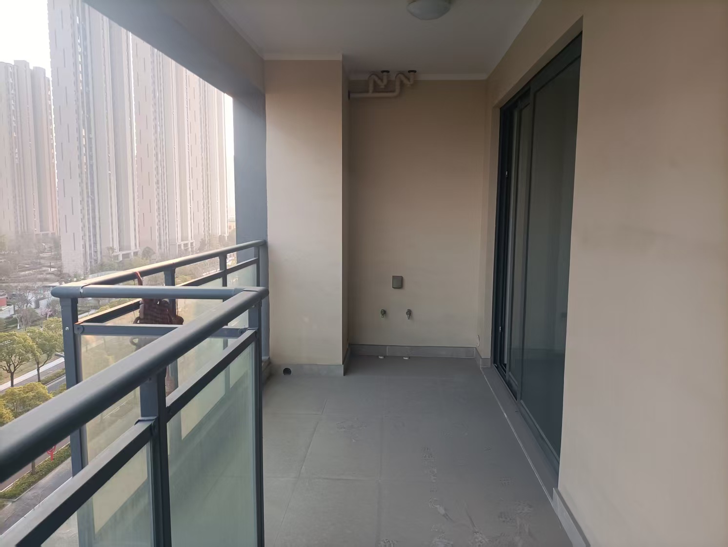 万科翡翠公园 3室2厅2卫 115.00m&sup2;