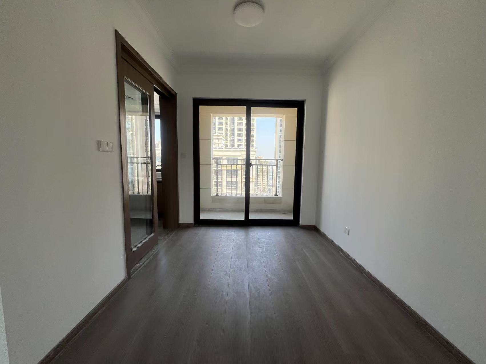 尚海湾 3室2厅2卫 125.78m²