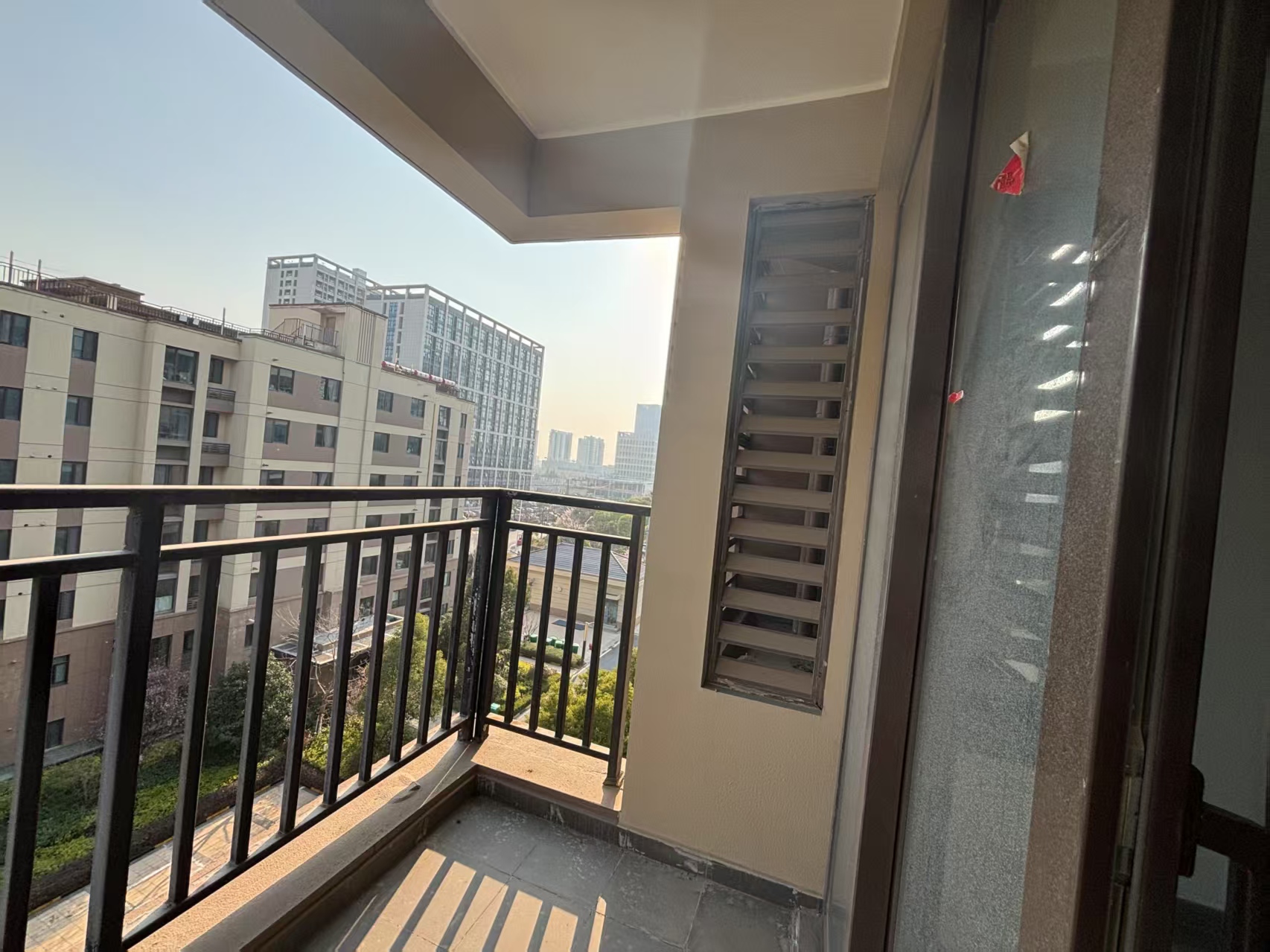 富力院士廷 4室2厅2卫 140m&sup2;