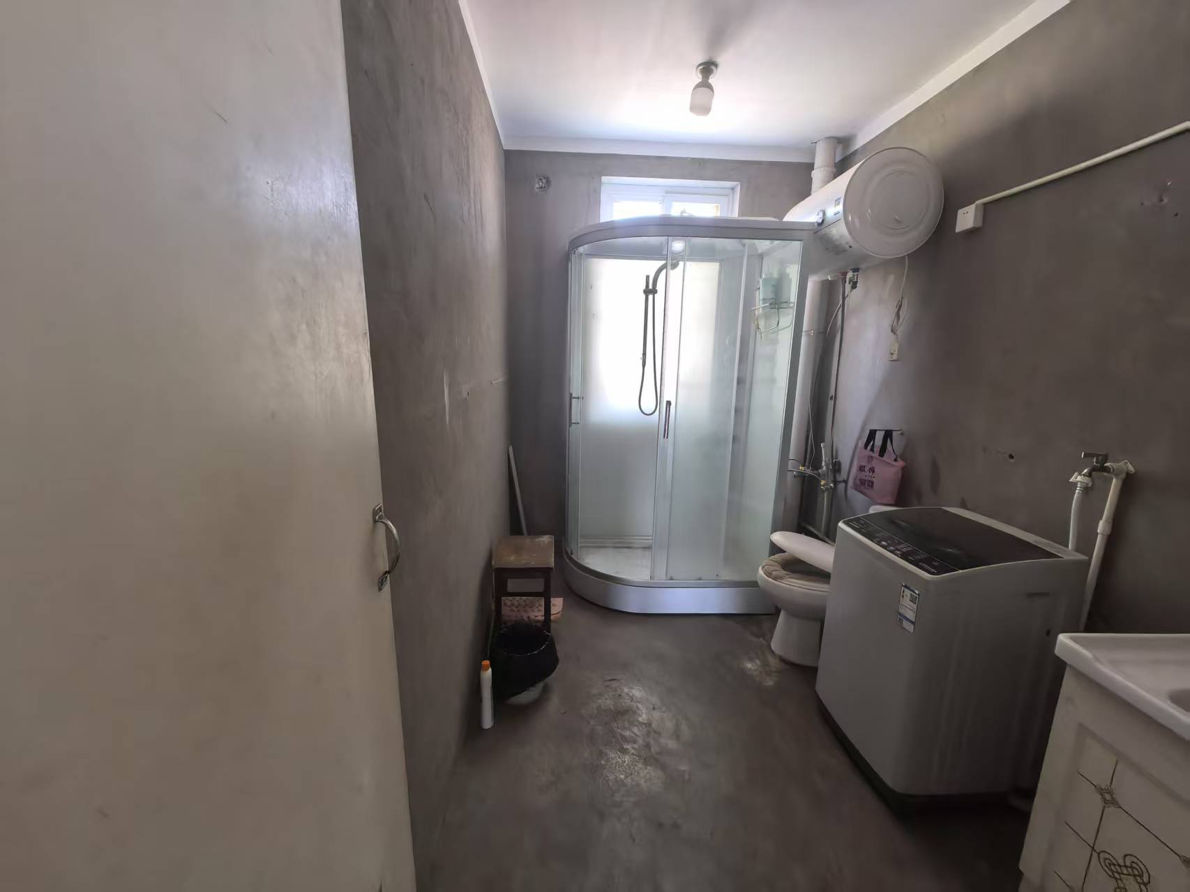秦灶新村 3室1厅1卫 130m&sup2;
