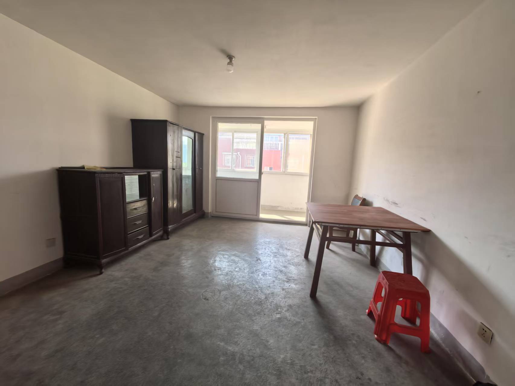 秦灶新村 3室1厅1卫 130m&sup2;