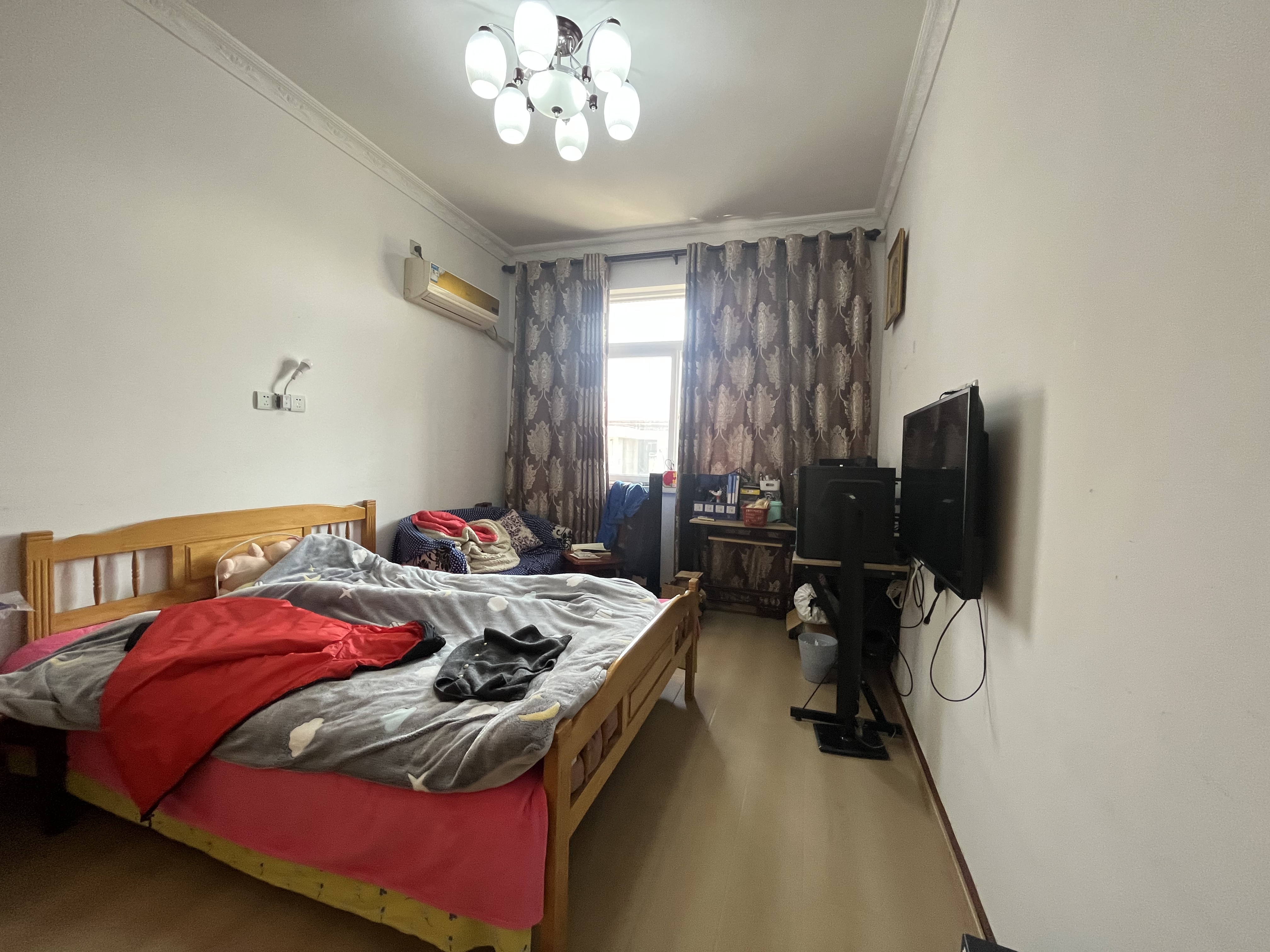 光明新村 2室1厅1卫 70.32m&sup2;
