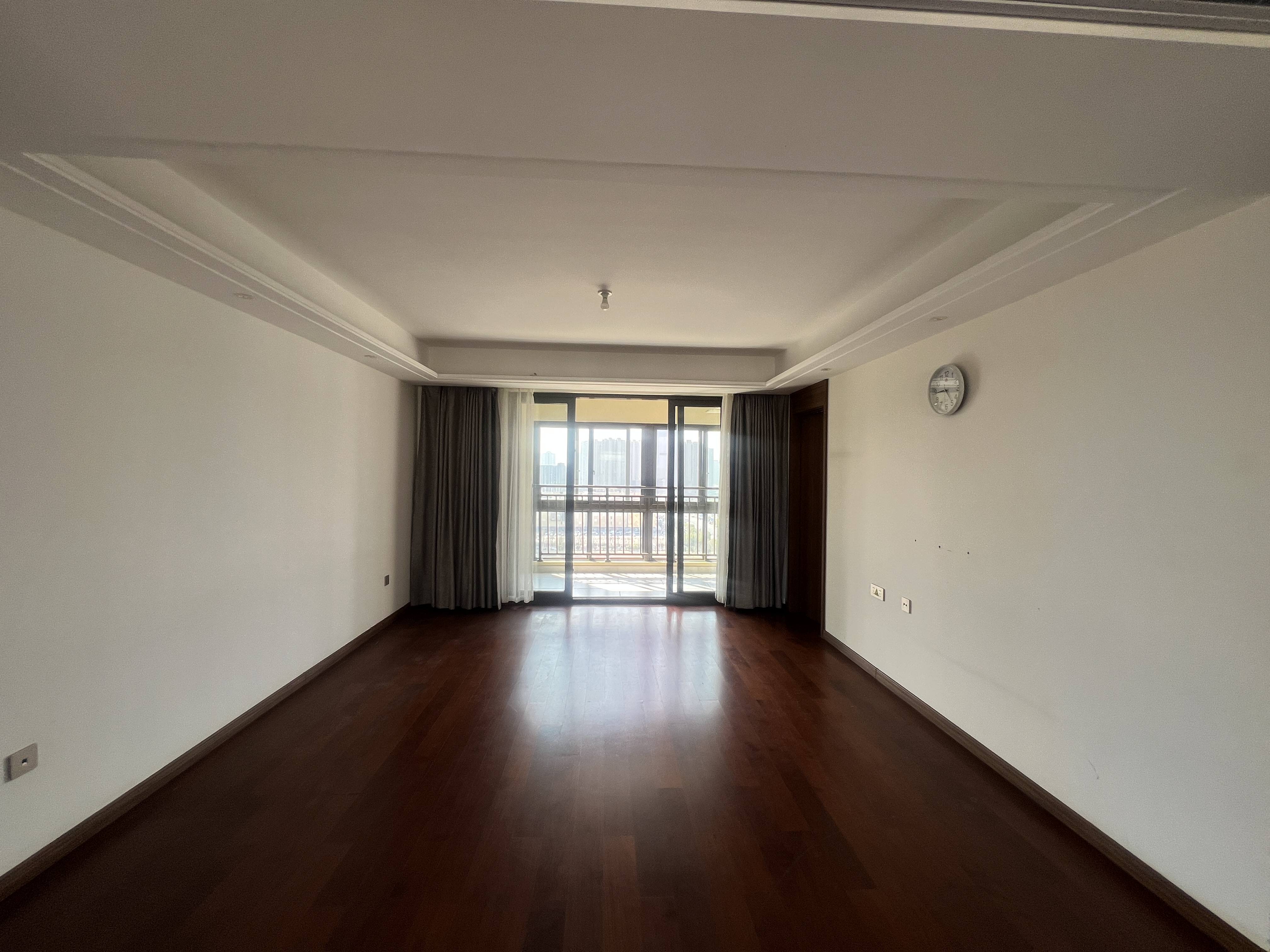 中南万科大都会 3室2厅2卫 131.54m²