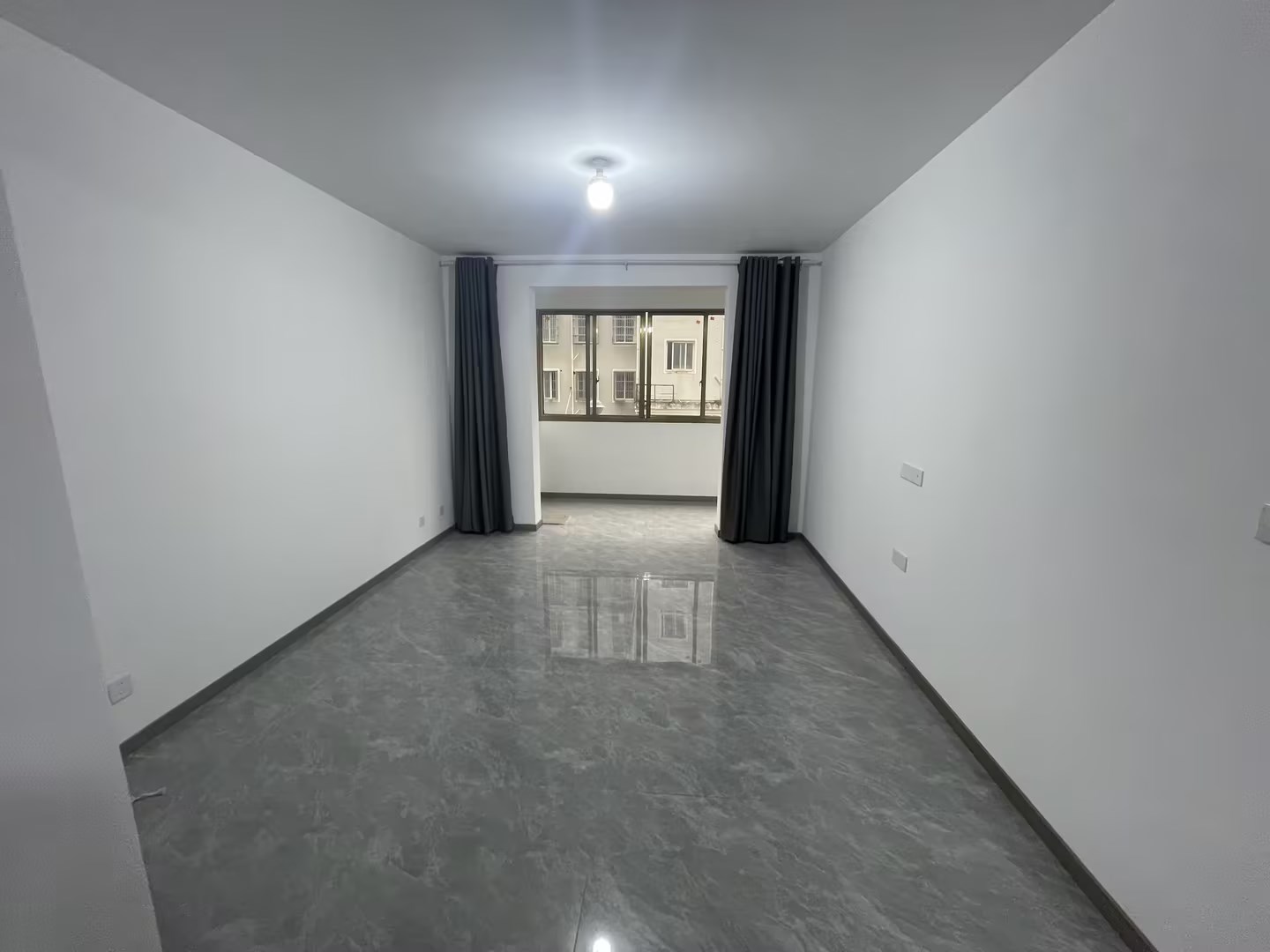果园南苑 3室2厅2卫 130m²