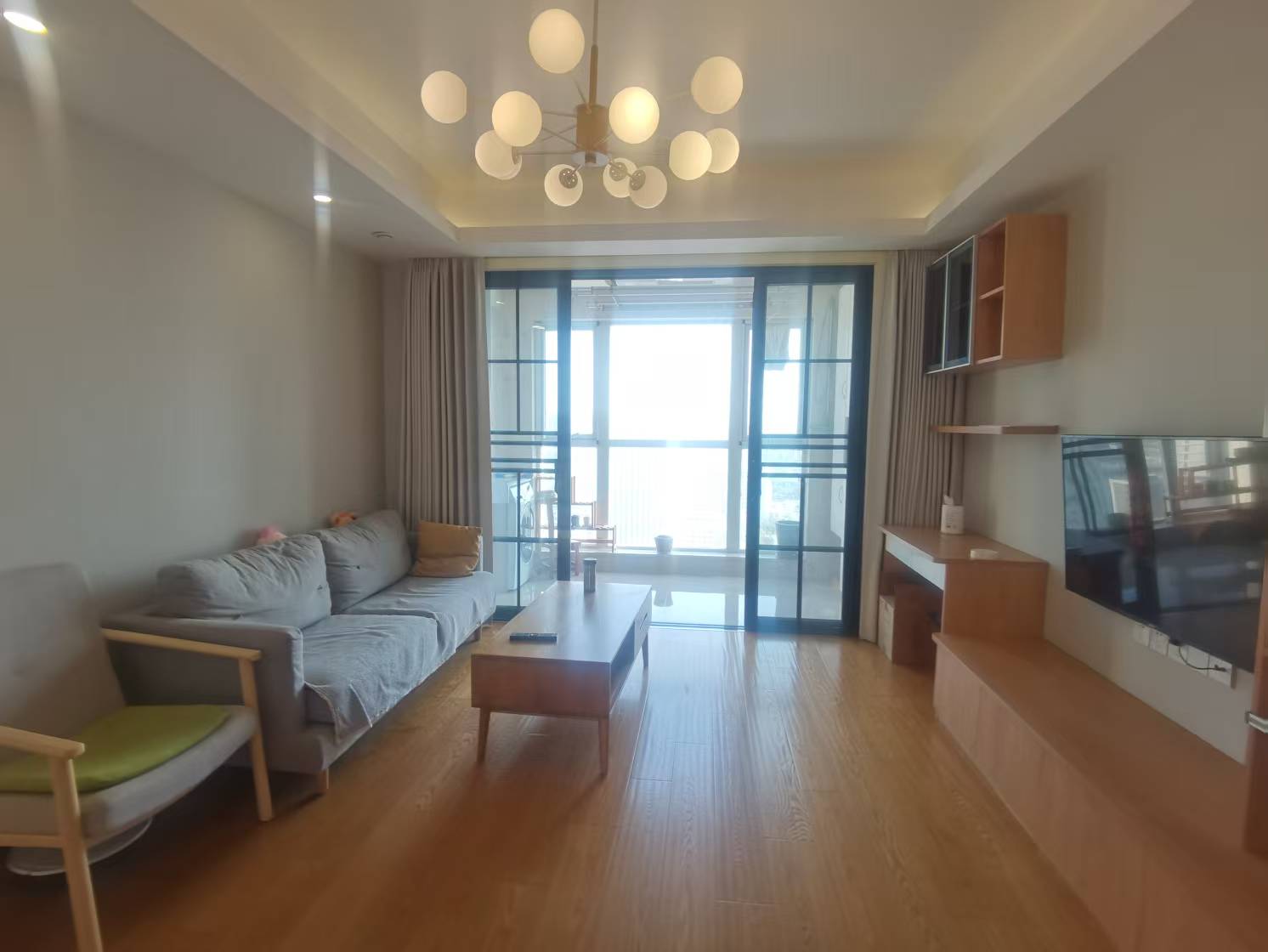 中南世纪花城三期 4室2厅2卫 143m&sup2;