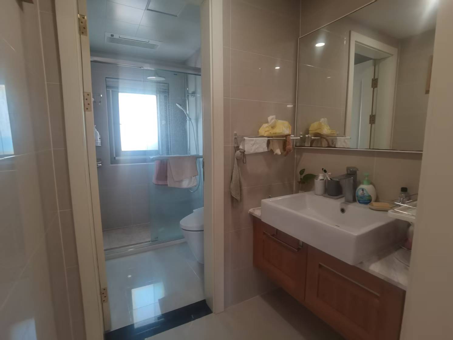 中南世纪花城三期 4室2厅2卫 143m&sup2;
