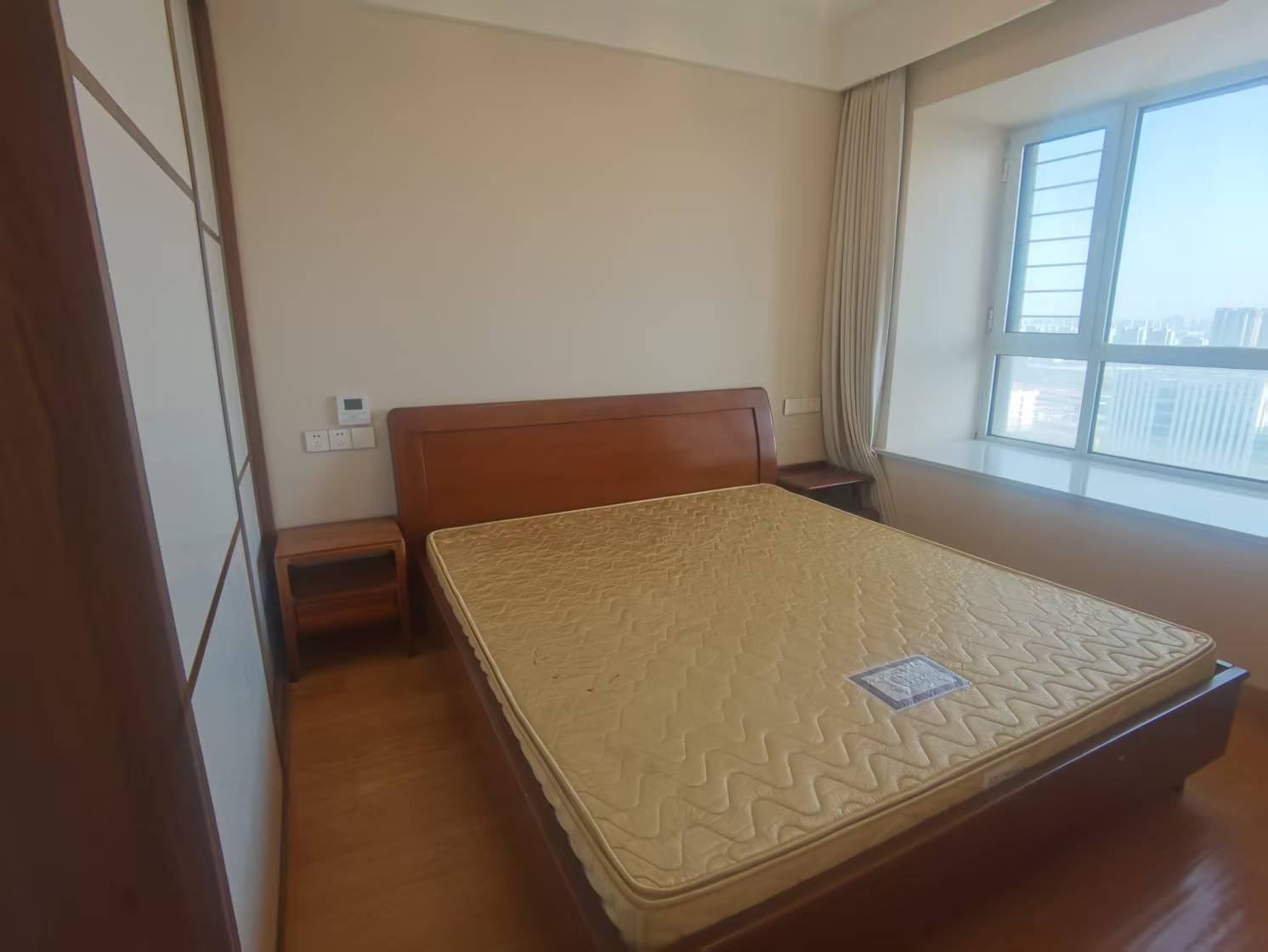 中南世纪花城三期 4室2厅2卫 143m&sup2;