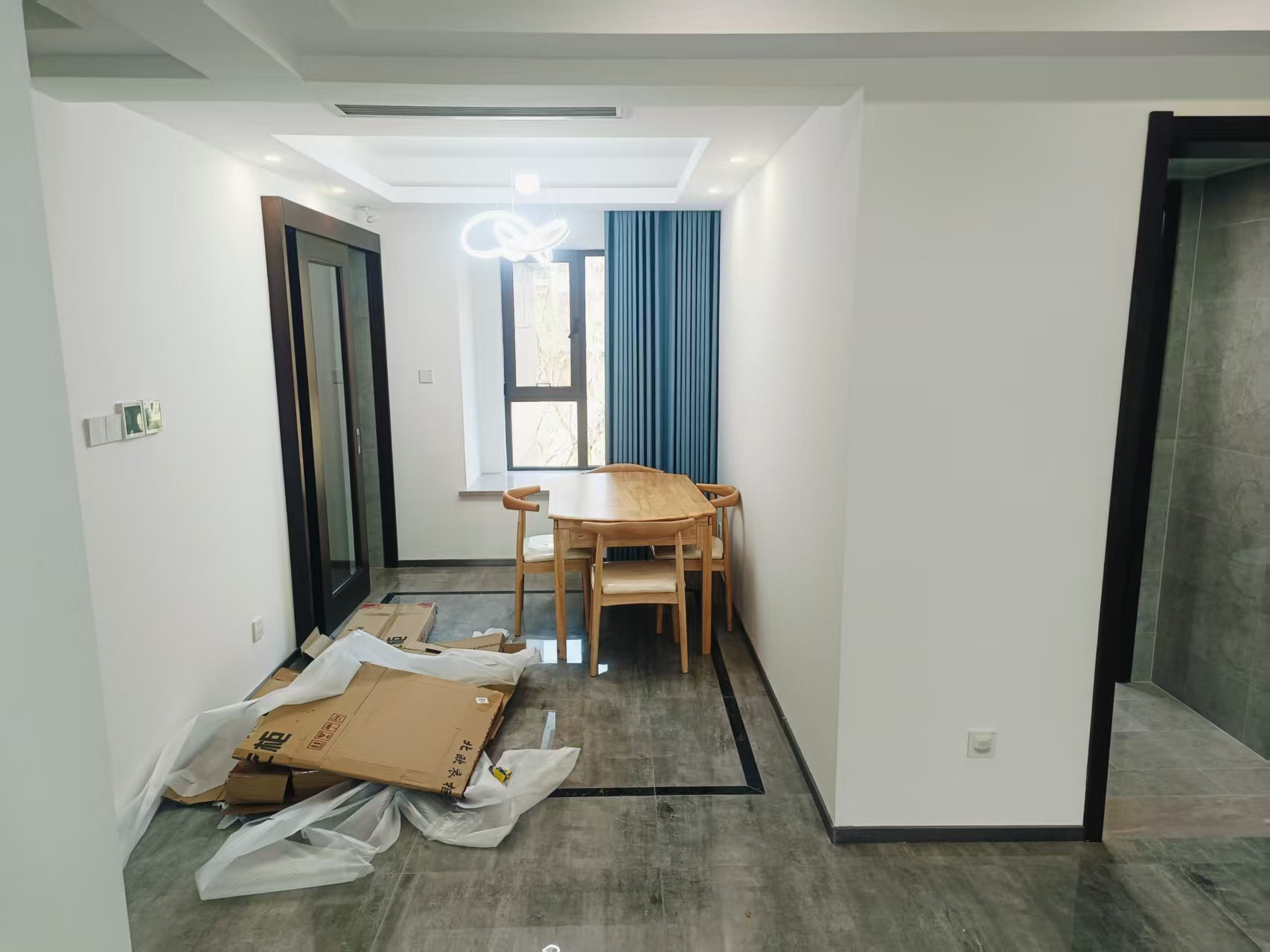 远创樾府 3室2厅1卫 117m²