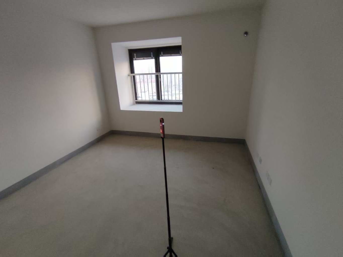 世纪园 3室2厅2卫 141.02m²