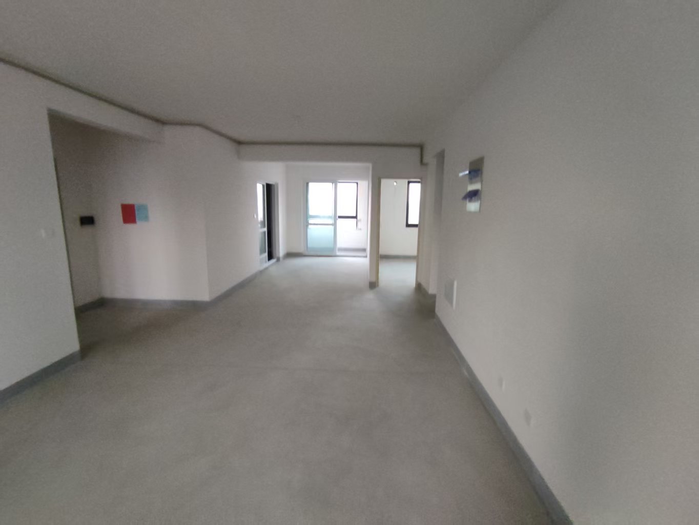 世纪园 3室2厅2卫 141.02m²