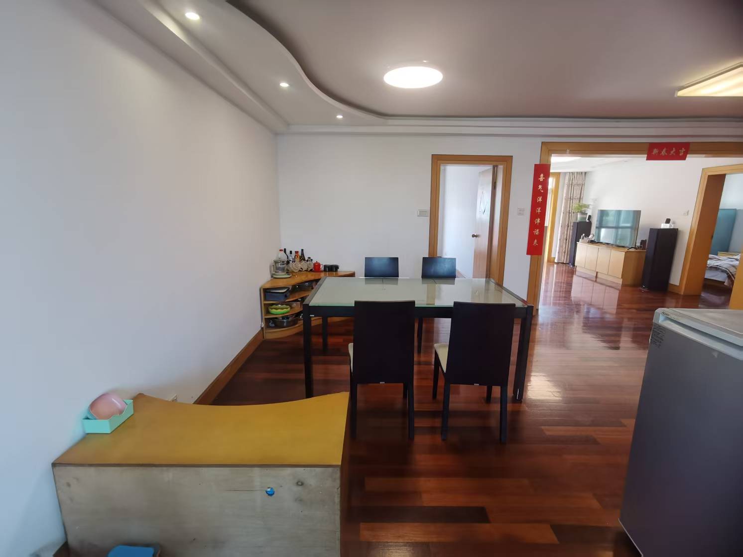 朝晖花园 5室3厅2卫 180.00m&sup2;