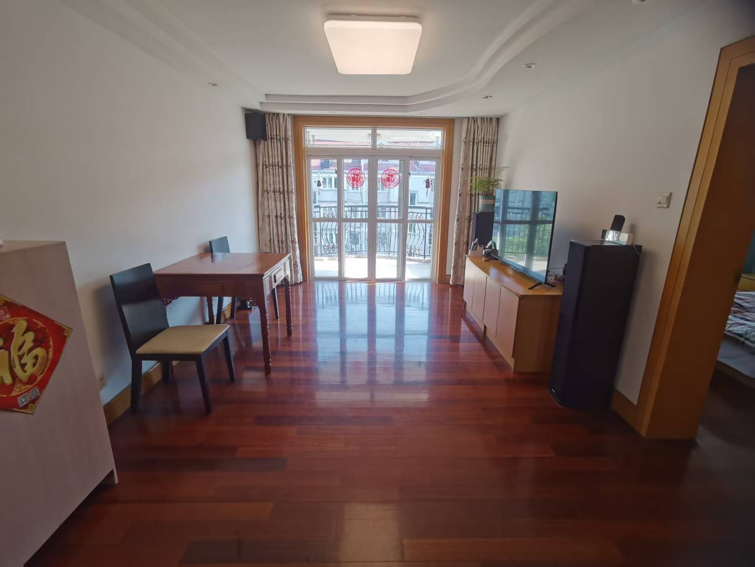 朝晖花园 5室3厅2卫 180.00m&sup2;