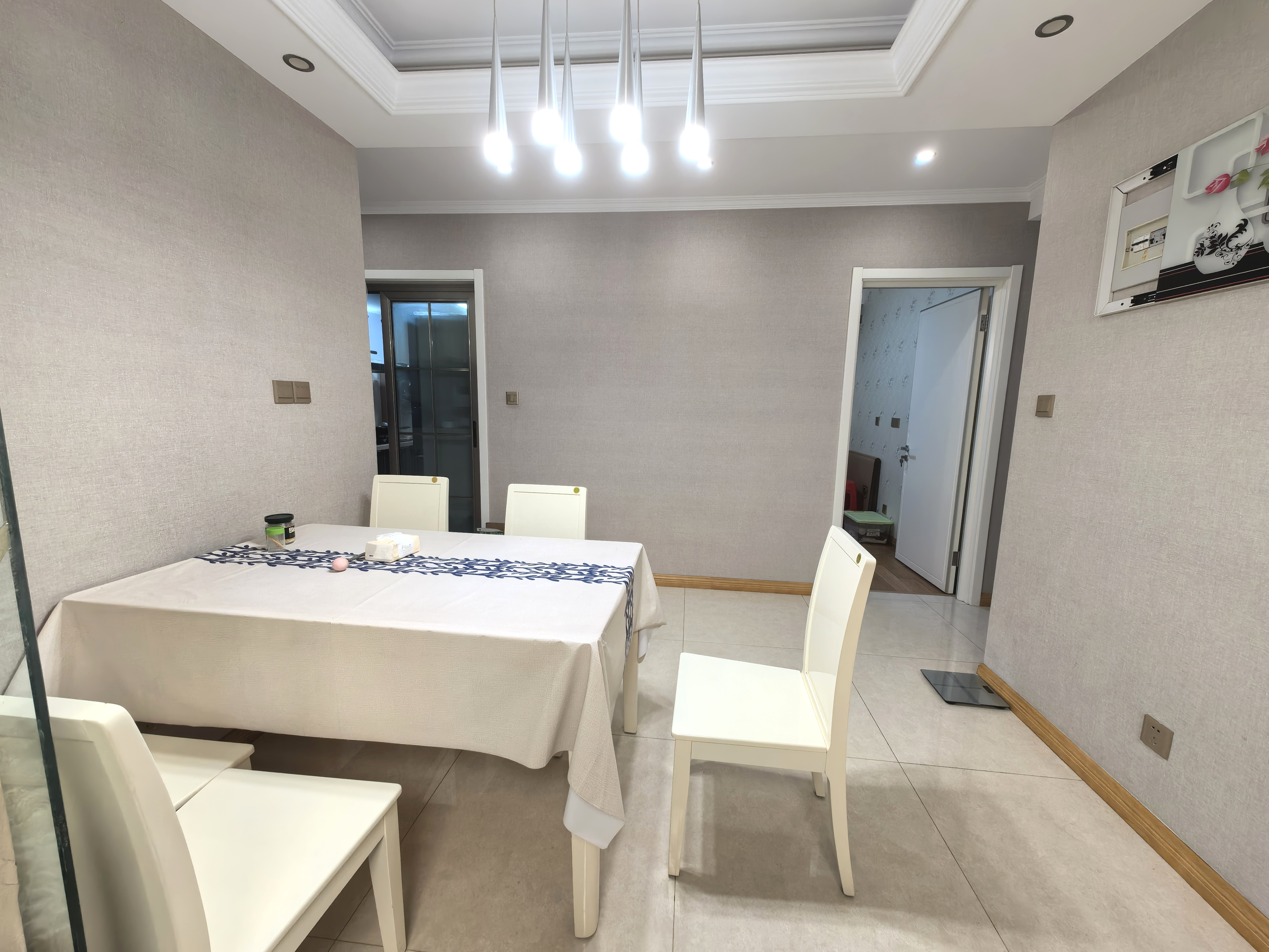 中海碧林湾 3室2厅1卫 109m²