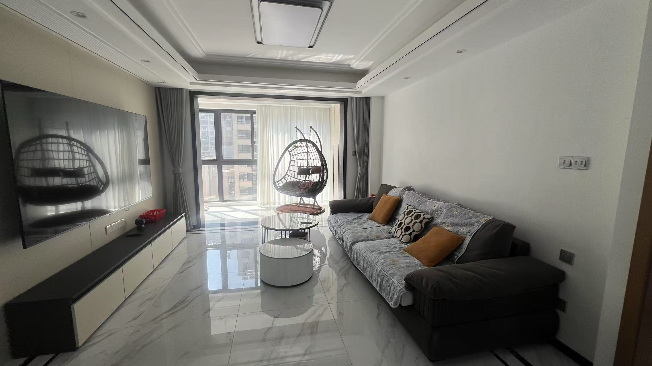 铂金时代 3室2厅2卫 117.50m²