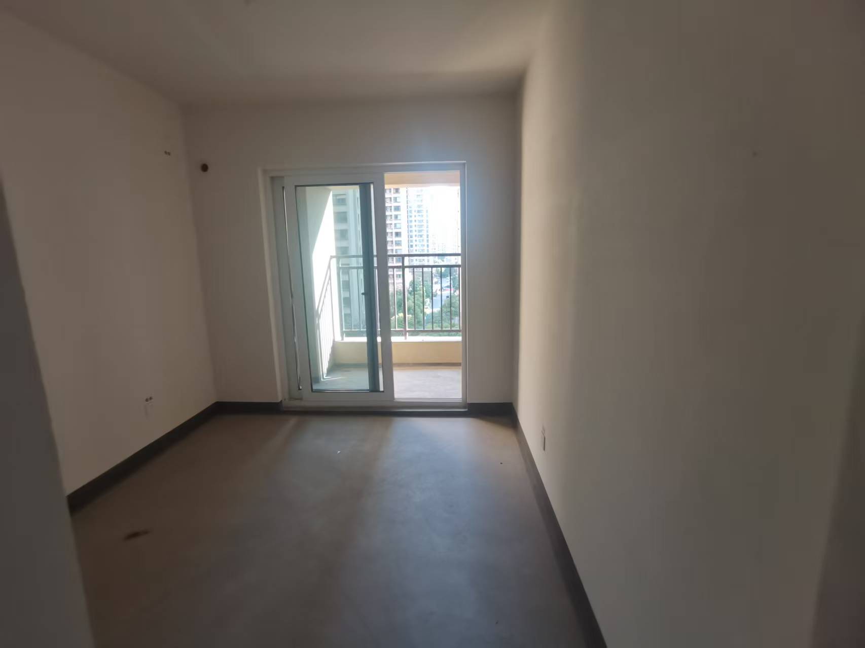 世茂新界 3室1厅2卫 122.88m&sup2;