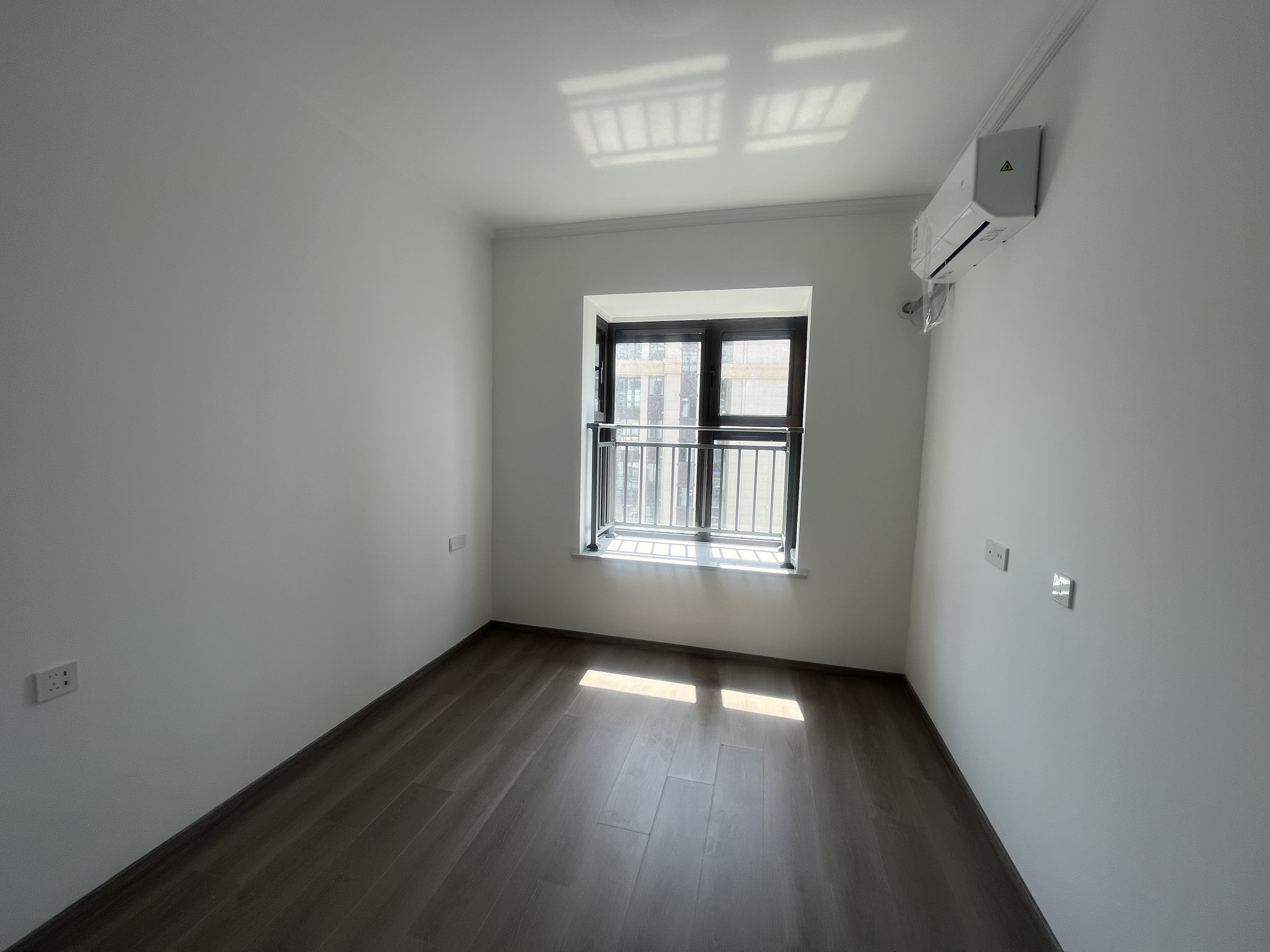 尚海湾 2室2厅1卫 84.00m&sup2;