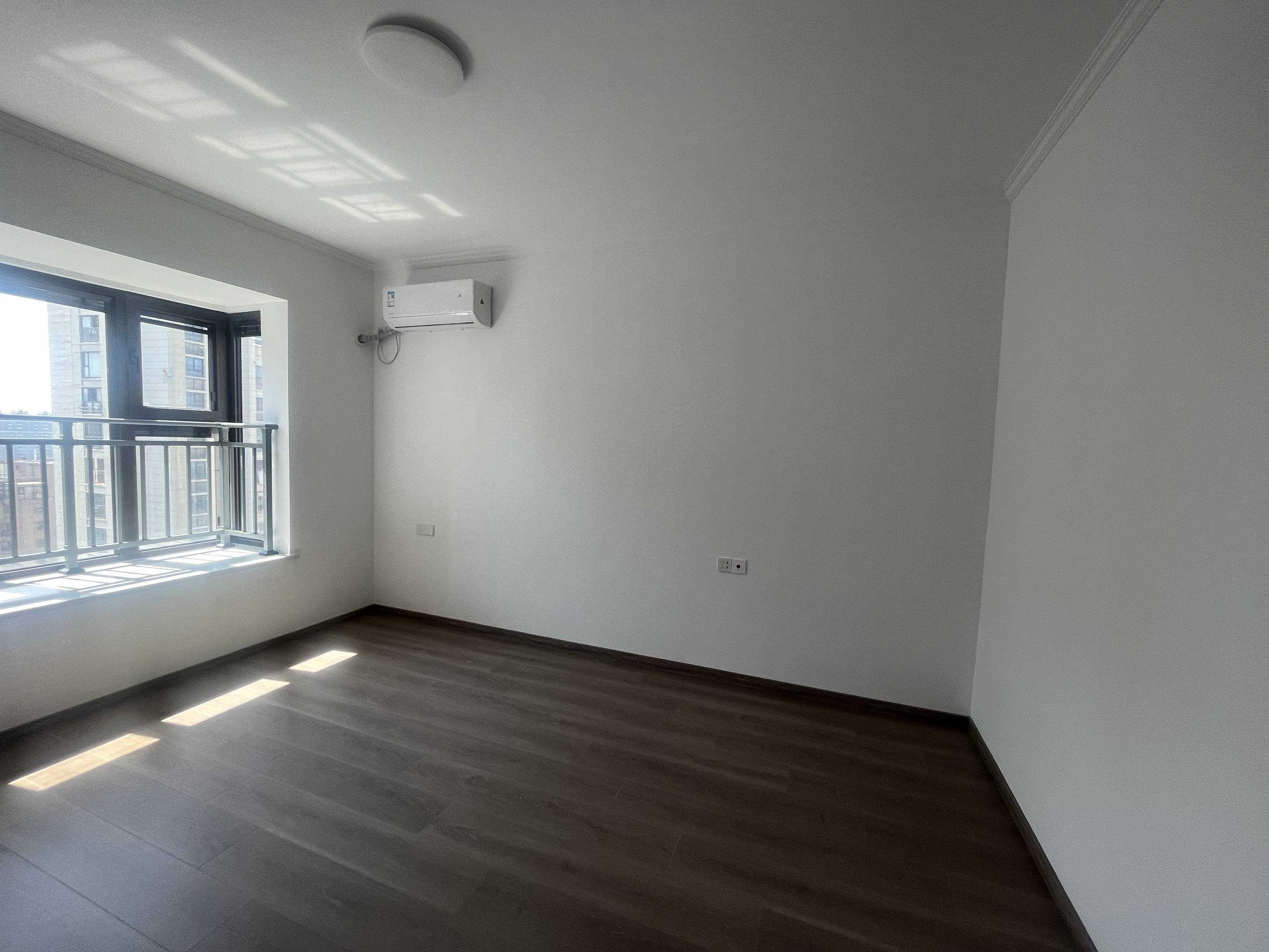 尚海湾 2室2厅1卫 84.00m&sup2;
